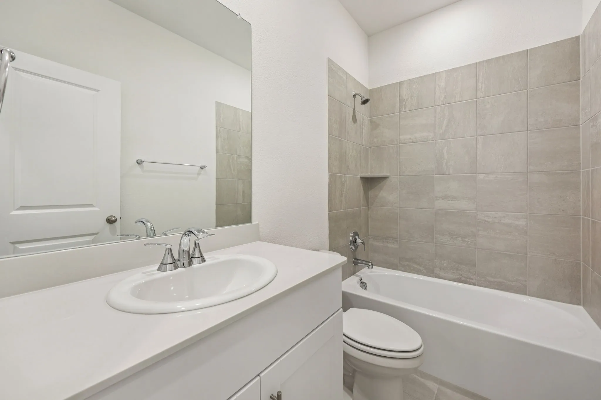 Photo is not of the actual home, but is an inspirational photo of builder’s model home and may depict options, furnishings, and/or decorator features that are not included.