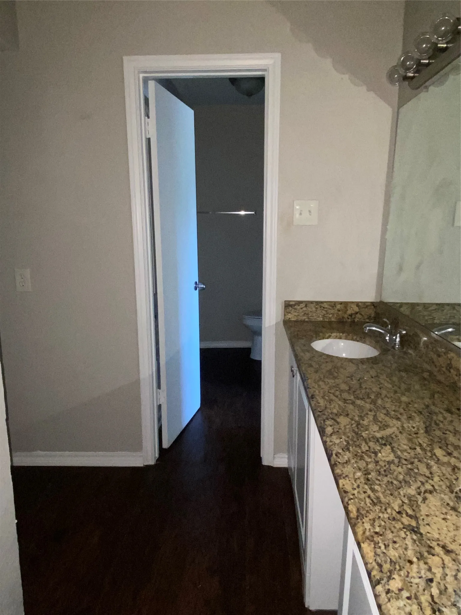 Single Family Residence For Rent in Dallas County , 6541 Rock Canyon Trail, Dallas, Texas 75232, 3 Bedroom, 2 Bathroom, 2 Garage spaces, 1,854 Sqft, built in 1966, mls#21390585, Real Estate Agent in Dallas, Homes For Rent in Dallas county, Homes For Rent in Dallas, Realtor in Dallas Texas, Real Estate Brokerage Independent Realty Texas, Luminita Cordes Realtor