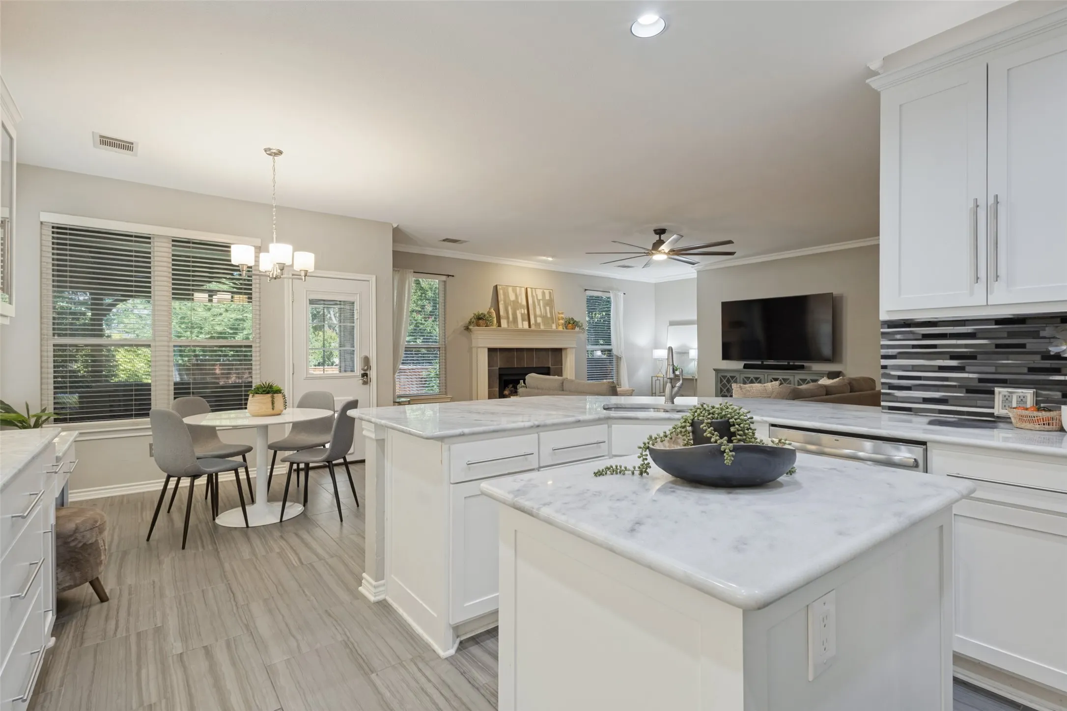 The kitchen also features an island.