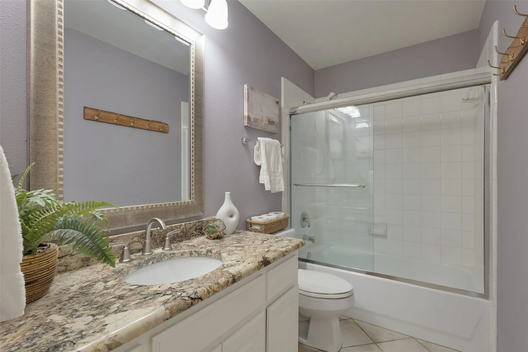 Full bath downstairs.