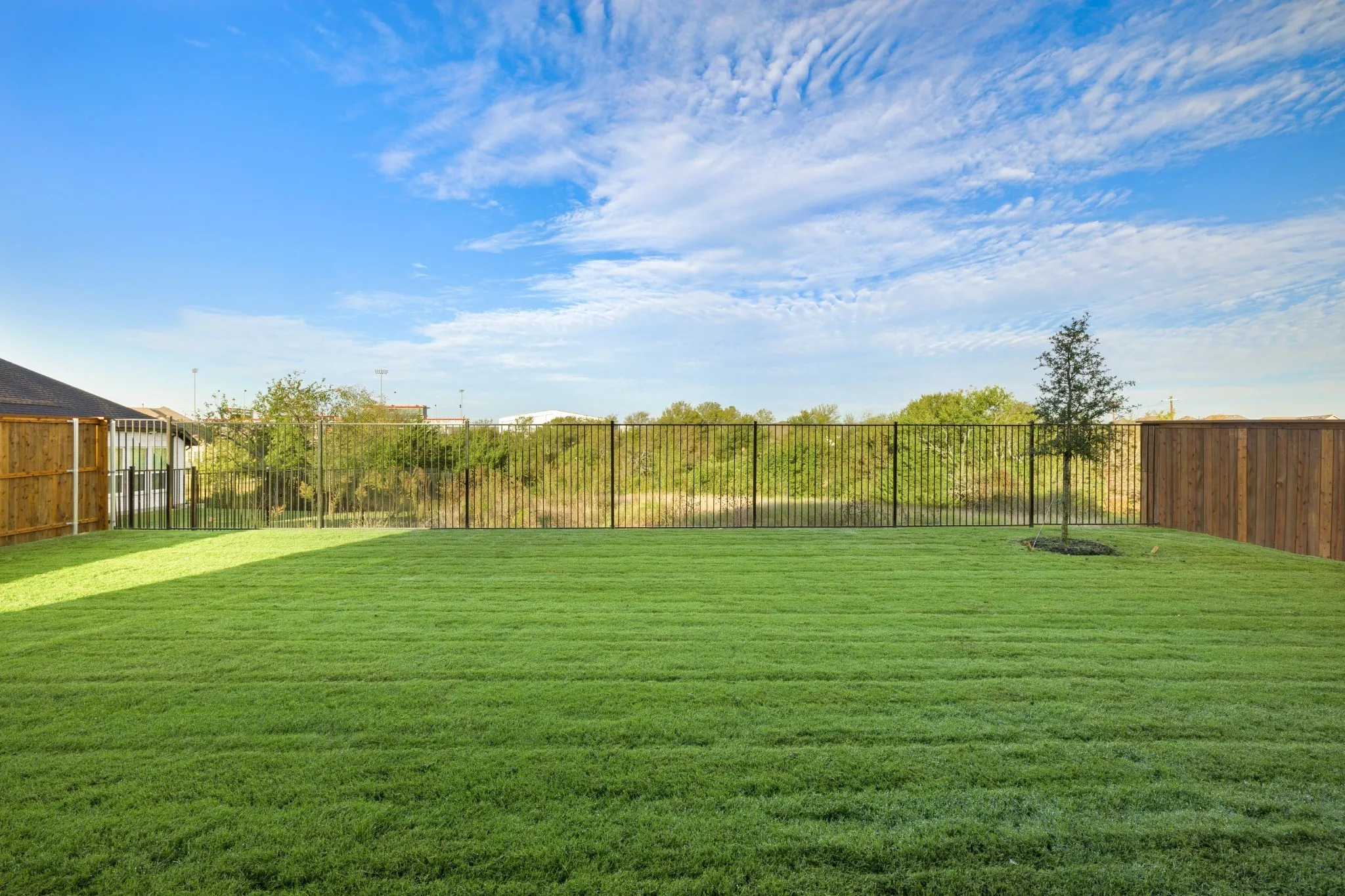 Single Family Residence For Sale in Collin County , 3015 Wallis Drive, Melissa, Texas 75454, 5 Bedroom, 5 Bathroom, 3 Garage spaces, 4,213 Sqft, built in 2026, mls#21390596, Real Estate Agent in Melissa, Homes For Sale in Collin county, Homes For Sale in Melissa, Realtor in Melissa Texas, Real Estate Brokerage Independent Realty Texas, Luminita Cordes Realtor