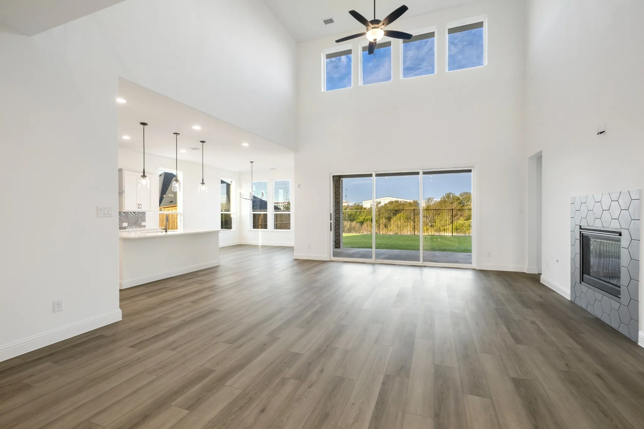 Single Family Residence For Sale in Collin County , 3015 Wallis Drive, Melissa, Texas 75454, 5 Bedroom, 5 Bathroom, 3 Garage spaces, 4,213 Sqft, built in 2026, mls#21390596, Real Estate Agent in Melissa, Homes For Sale in Collin county, Homes For Sale in Melissa, Realtor in Melissa Texas, Real Estate Brokerage Independent Realty Texas, Luminita Cordes Realtor