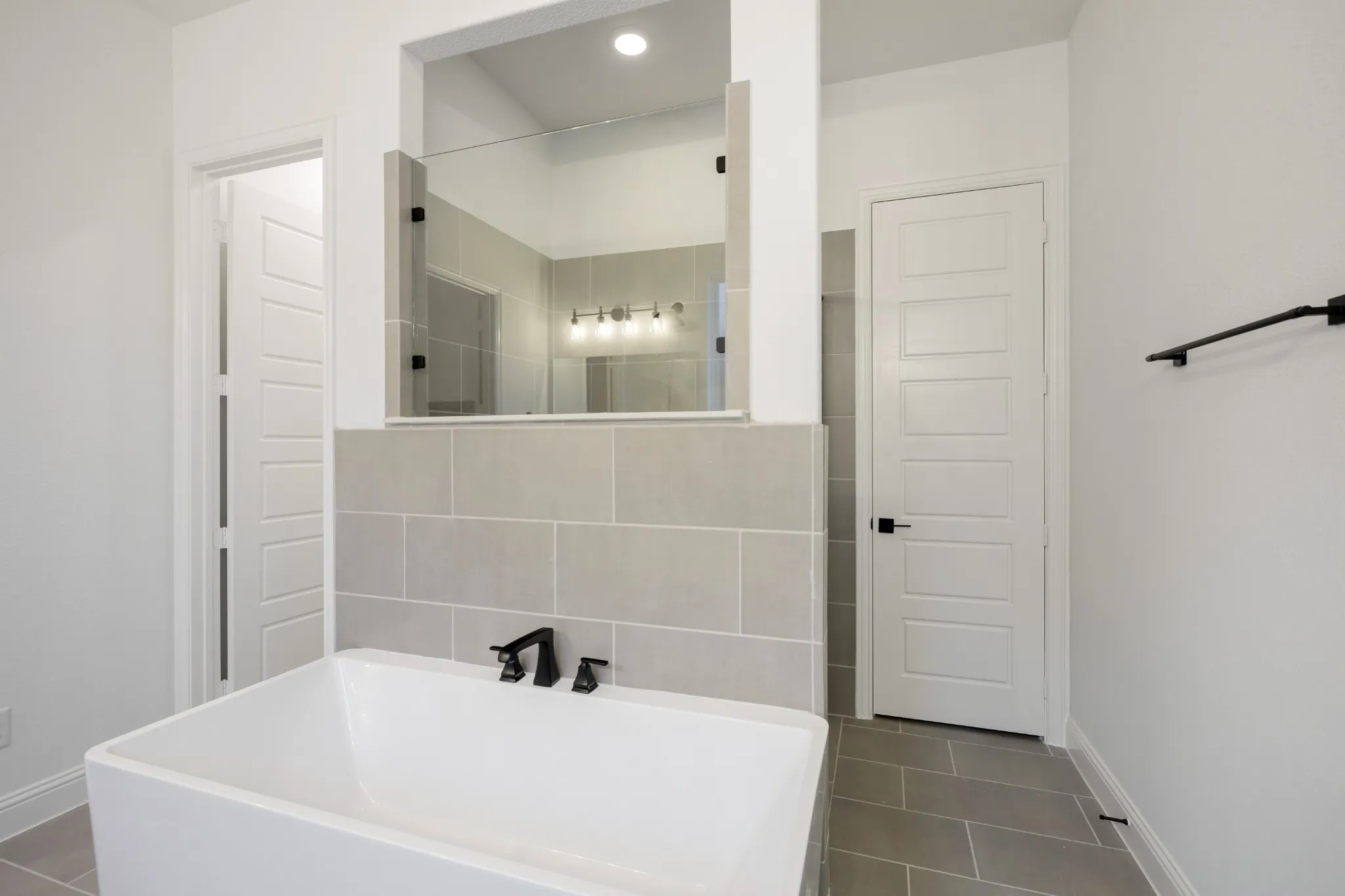 Single Family Residence For Sale in Collin County , 3015 Wallis Drive, Melissa, Texas 75454, 5 Bedroom, 5 Bathroom, 3 Garage spaces, 4,213 Sqft, built in 2026, mls#21390596, Real Estate Agent in Melissa, Homes For Sale in Collin county, Homes For Sale in Melissa, Realtor in Melissa Texas, Real Estate Brokerage Independent Realty Texas, Luminita Cordes Realtor