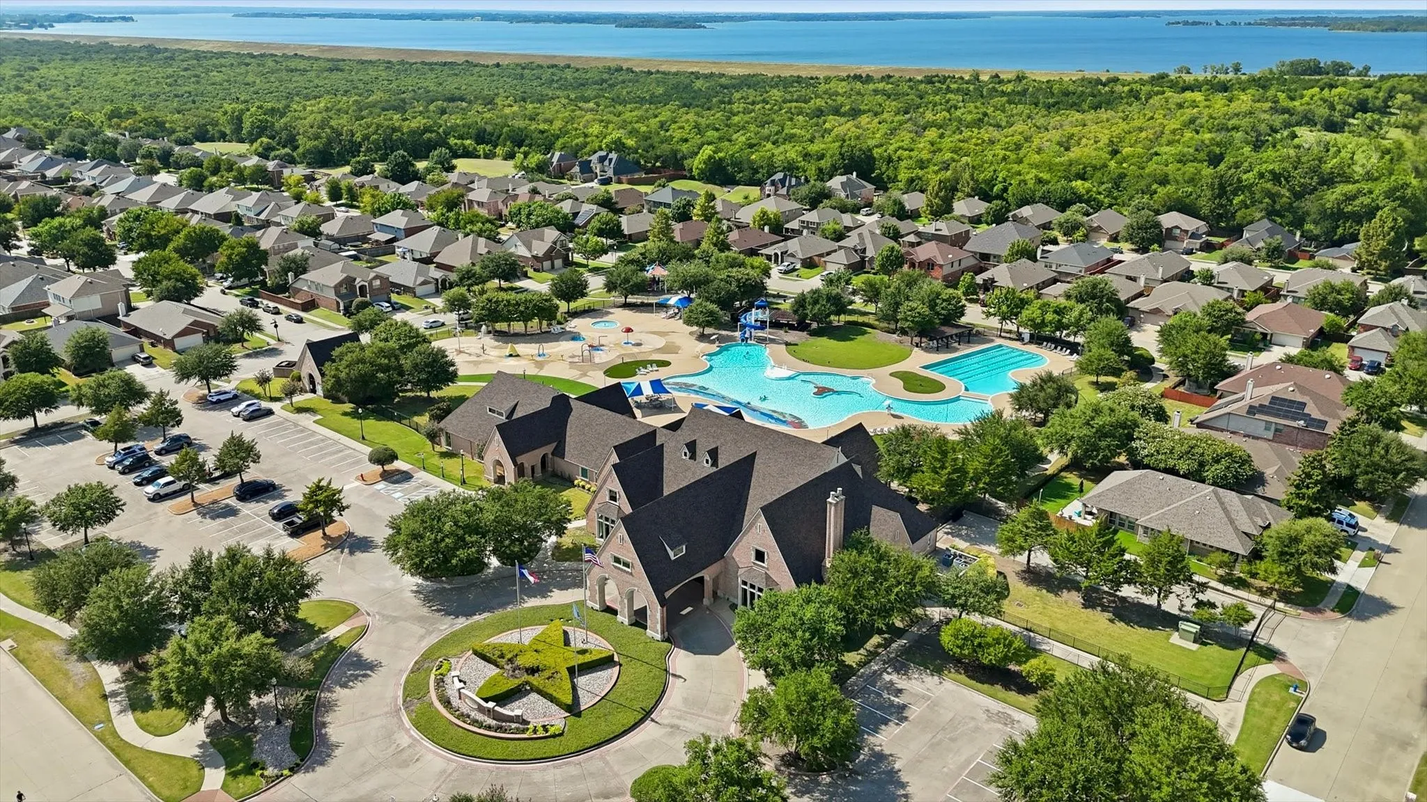 Single Family Residence For Rent in Collin County , 652 Lincoln Avenue, Lavon, Texas 75166, 3 Bedroom, 2 Bathroom, 2 Garage spaces, 1,740 Sqft, built in 2010, mls#21390601, Real Estate Agent in Lavon, Homes For Rent in Collin county, Homes For Rent in Lavon, Realtor in Lavon Texas, Real Estate Brokerage Independent Realty Texas, Luminita Cordes Realtor