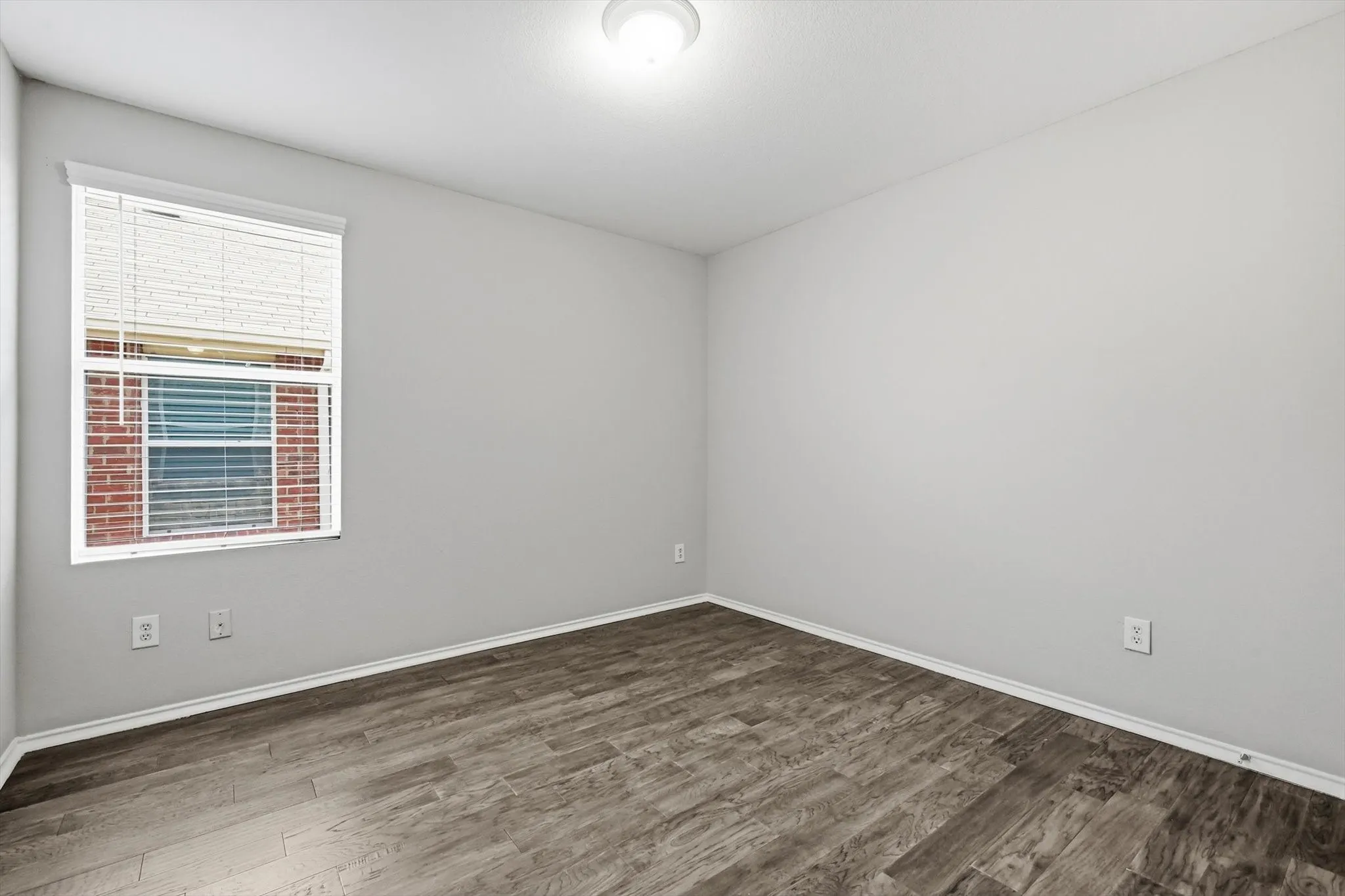 Single Family Residence For Rent in Collin County , 652 Lincoln Avenue, Lavon, Texas 75166, 3 Bedroom, 2 Bathroom, 2 Garage spaces, 1,740 Sqft, built in 2010, mls#21390601, Real Estate Agent in Lavon, Homes For Rent in Collin county, Homes For Rent in Lavon, Realtor in Lavon Texas, Real Estate Brokerage Independent Realty Texas, Luminita Cordes Realtor