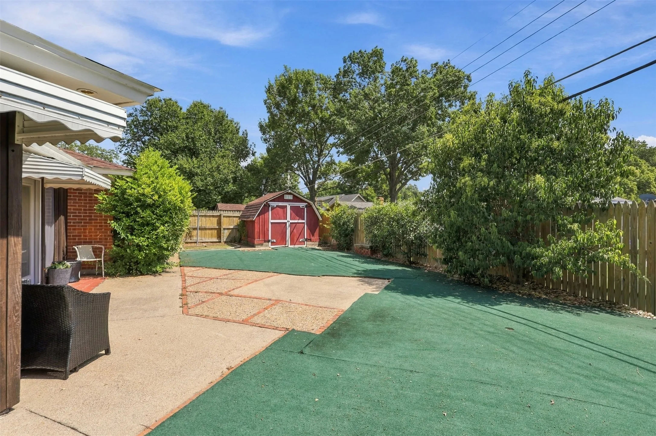 Single Family Residence For Sale in Tarrant County , 7037 Treehaven Road, Fort Worth, Texas 76116, 4 Bedroom, 3 Bathroom, 2 Garage spaces, 1,949 Sqft, built in 1961, mls#21385790, Real Estate Agent in Fort Worth, Homes For Sale in Tarrant county, Homes For Sale in Fort Worth, Realtor in Fort Worth Texas, Real Estate Brokerage Independent Realty Texas, Luminita Cordes Realtor