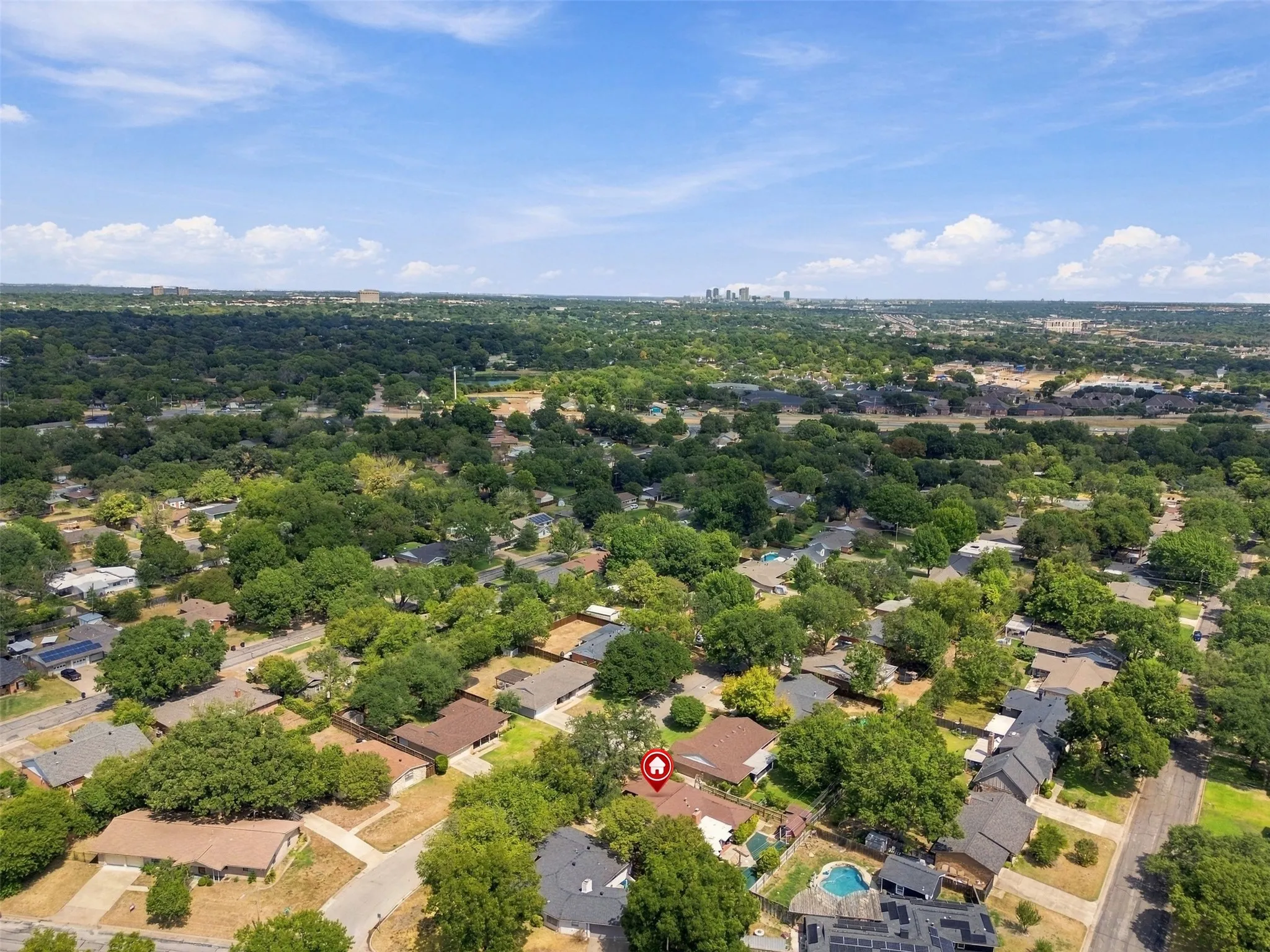 Single Family Residence For Sale in Tarrant County , 7037 Treehaven Road, Fort Worth, Texas 76116, 4 Bedroom, 3 Bathroom, 2 Garage spaces, 1,949 Sqft, built in 1961, mls#21385790, Real Estate Agent in Fort Worth, Homes For Sale in Tarrant county, Homes For Sale in Fort Worth, Realtor in Fort Worth Texas, Real Estate Brokerage Independent Realty Texas, Luminita Cordes Realtor