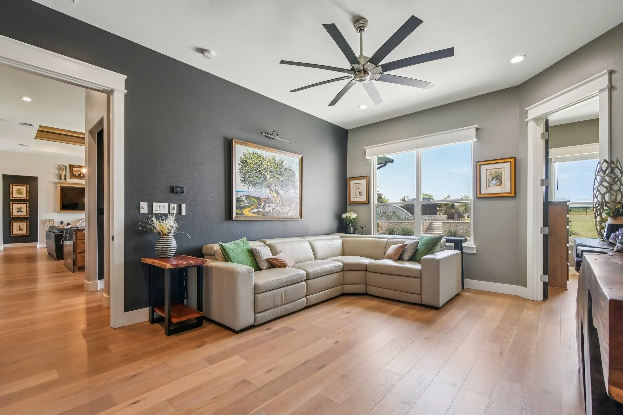 Single Family Residence For Sale in Bell County , 173 Via Lago, Belton, Texas 76513, 5 Bedroom, 5 Bathroom, 6 Garage spaces, 3,789 Sqft, built in 2022, mls#21387954, Real Estate Agent in Belton, Homes For Sale in Bell county, Homes For Sale in Belton, Realtor in Belton Texas, Real Estate Brokerage Independent Realty Texas, Luminita Cordes Realtor
