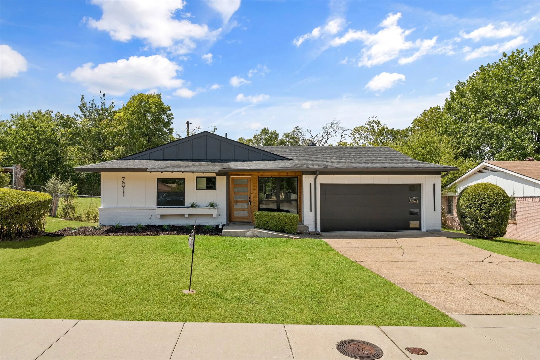 Single Family Residence For Sale