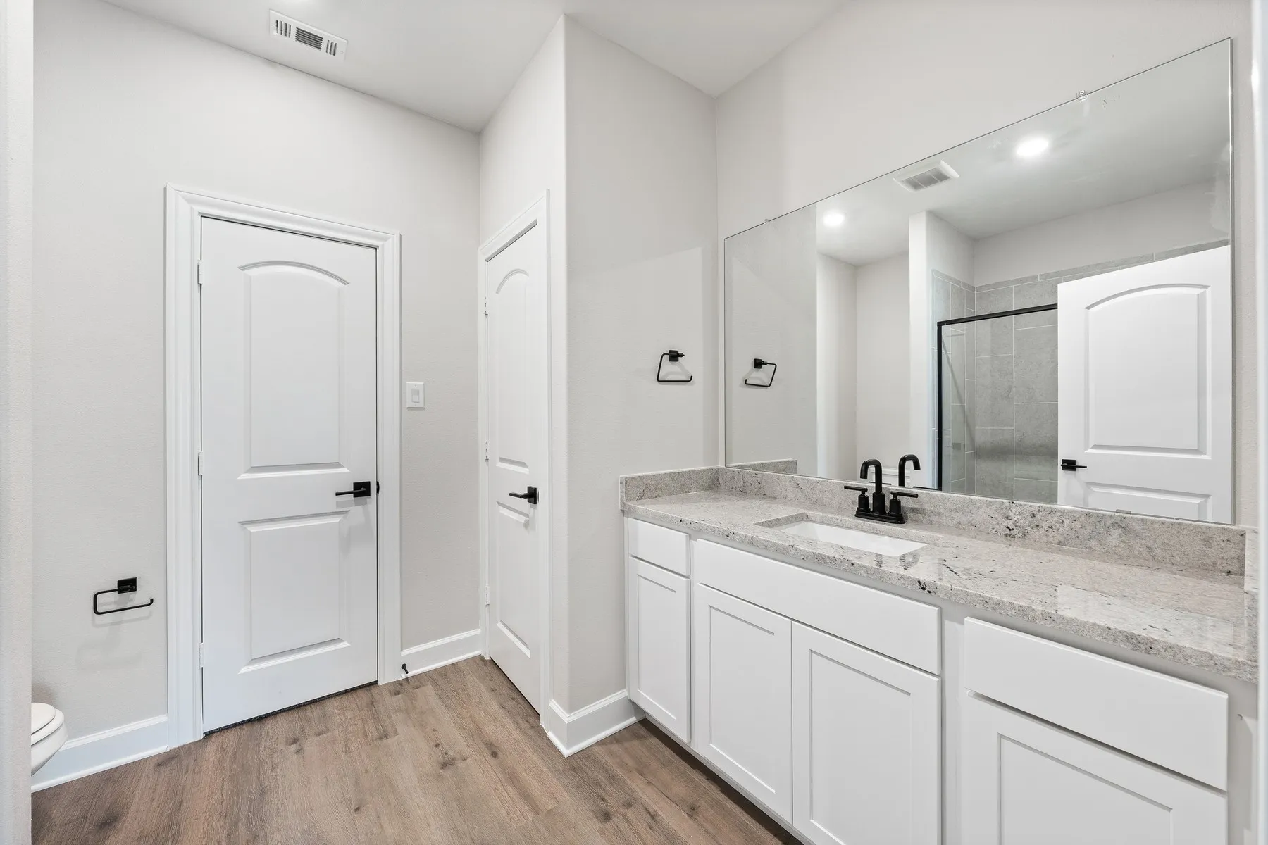 Single Family Residence For Sale in Dallas County , 1008 Cypress Avenue, Hutchins, Texas 75141, 3 Bedroom, 2 Bathroom, 2 Garage spaces, 1,229 Sqft, built in 2026, mls#21390625, Real Estate Agent in Hutchins, Homes For Sale in Dallas county, Homes For Sale in Hutchins, Realtor in Hutchins Texas, Real Estate Brokerage Independent Realty Texas, Luminita Cordes Realtor