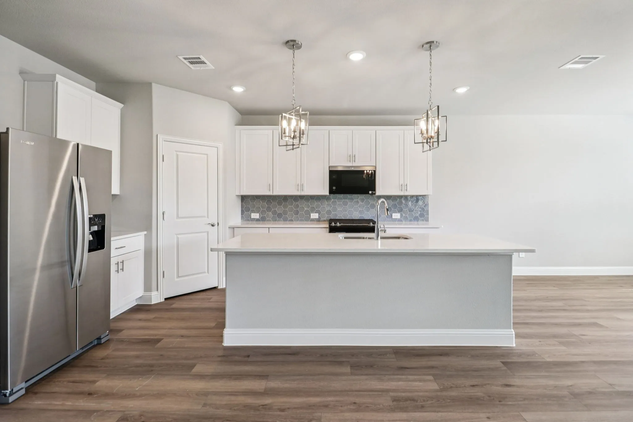 Photo is not of the actual home, but is an inspirational photo of builder’s model home and may depict options, furnishings, and/or decorator features that are not included.