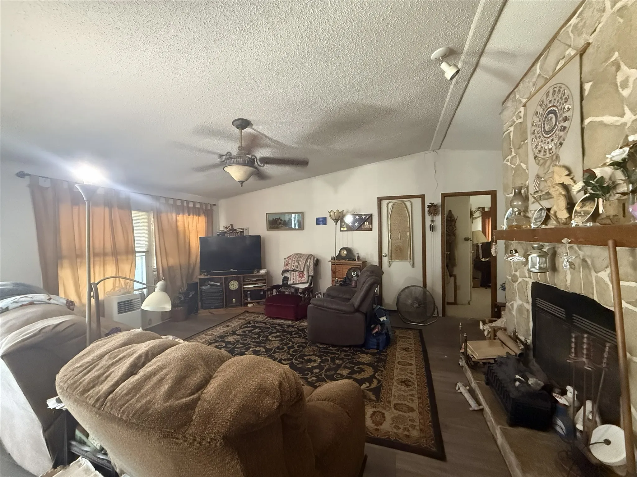 Large Open Floor Plan Living Room!