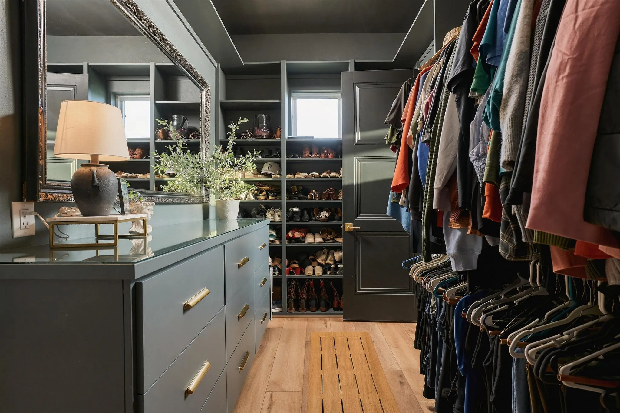 primary suite closet
