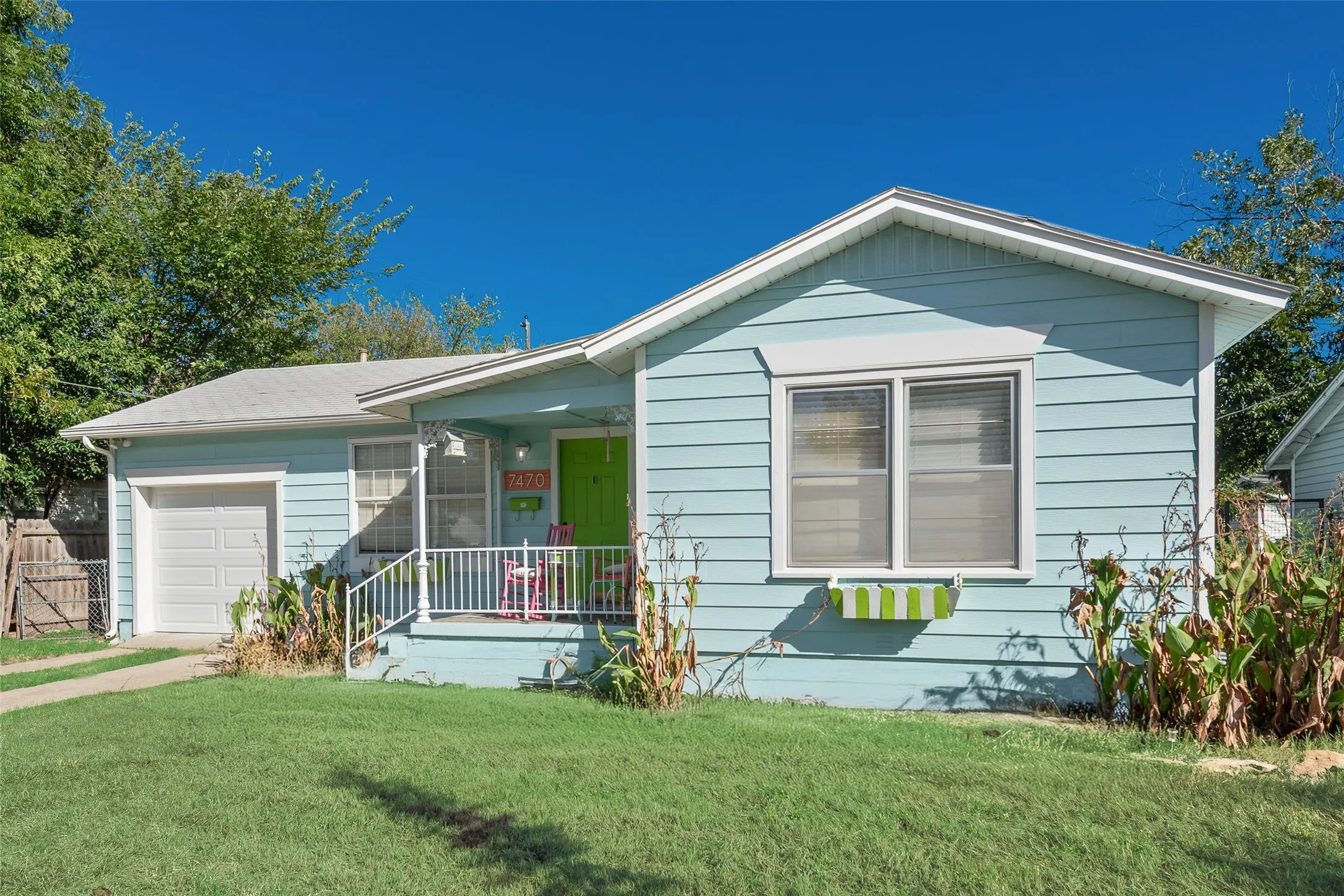 Single Family Residence For Sale