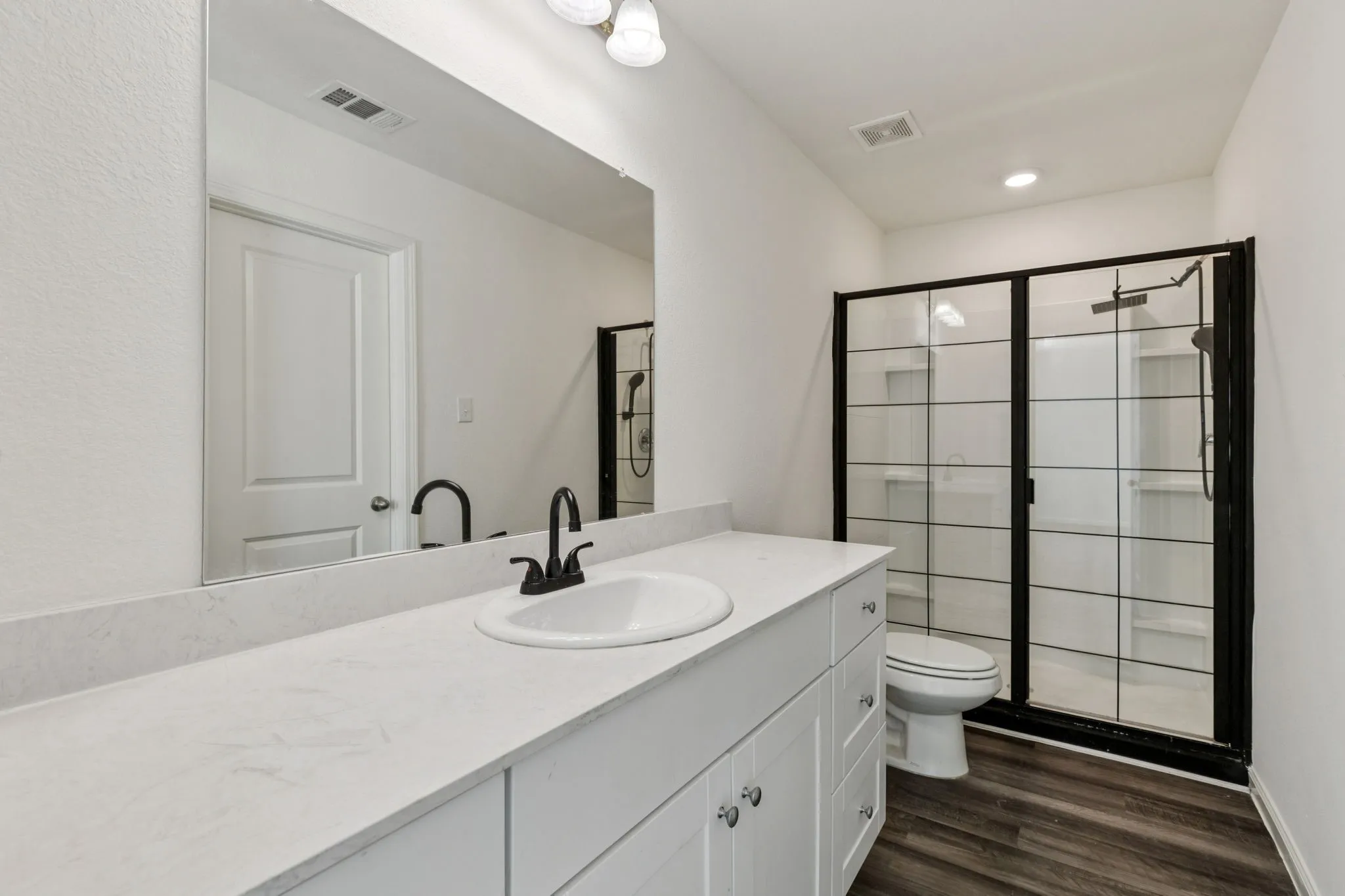 Single Family Residence For Rent in Collin County , 1613 Washington Street, Princeton, Texas 75407, 3 Bedroom, 3 Bathroom, 2 Garage spaces, 1,826 Sqft, built in 2021, mls#21390630, Real Estate Agent in Princeton, Homes For Rent in Collin county, Homes For Rent in Princeton, Realtor in Princeton Texas, Real Estate Brokerage Independent Realty Texas, Luminita Cordes Realtor
