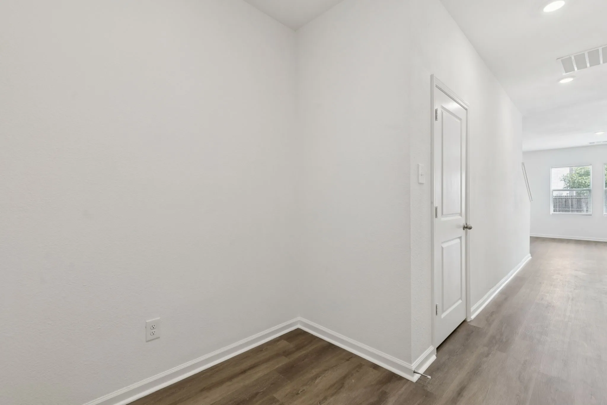 Single Family Residence For Rent in Collin County , 1613 Washington Street, Princeton, Texas 75407, 3 Bedroom, 3 Bathroom, 2 Garage spaces, 1,826 Sqft, built in 2021, mls#21390630, Real Estate Agent in Princeton, Homes For Rent in Collin county, Homes For Rent in Princeton, Realtor in Princeton Texas, Real Estate Brokerage Independent Realty Texas, Luminita Cordes Realtor