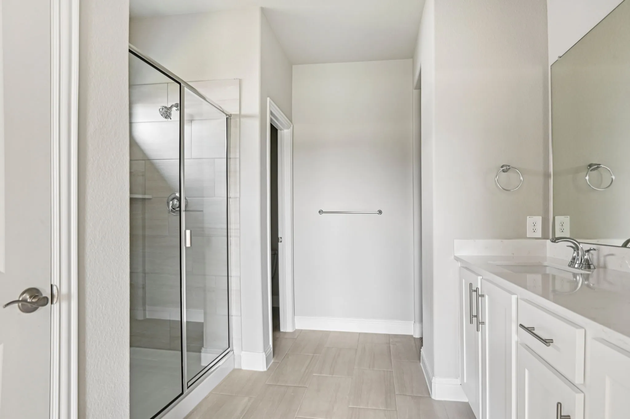 Photo is not of the actual home, but is an inspirational photo of builder’s model home and may depict options, furnishings, and/or decorator features that are not included.