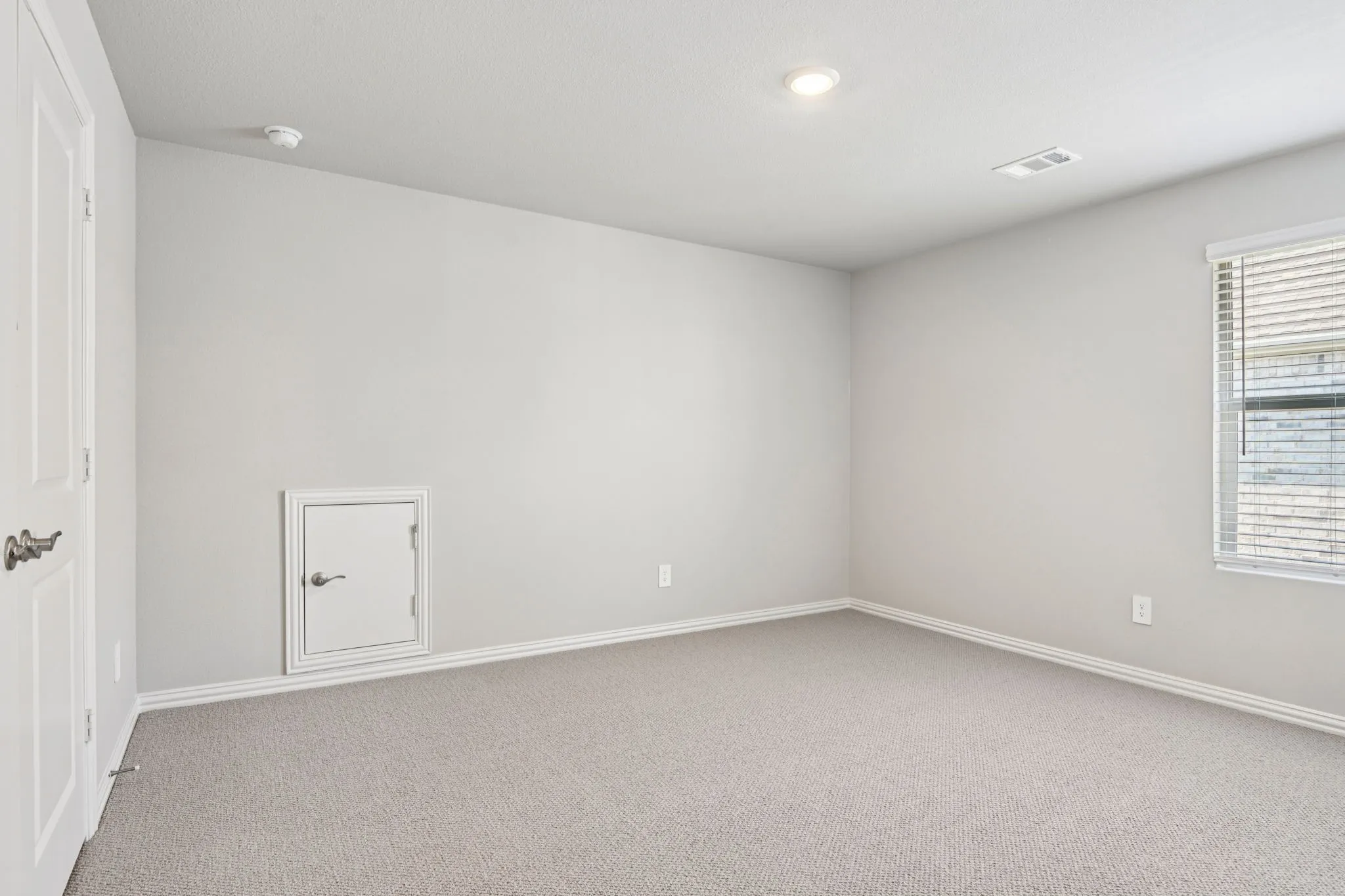 Photo is not of the actual home, but is an inspirational photo of builder’s model home and may depict options, furnishings, and/or decorator features that are not included.