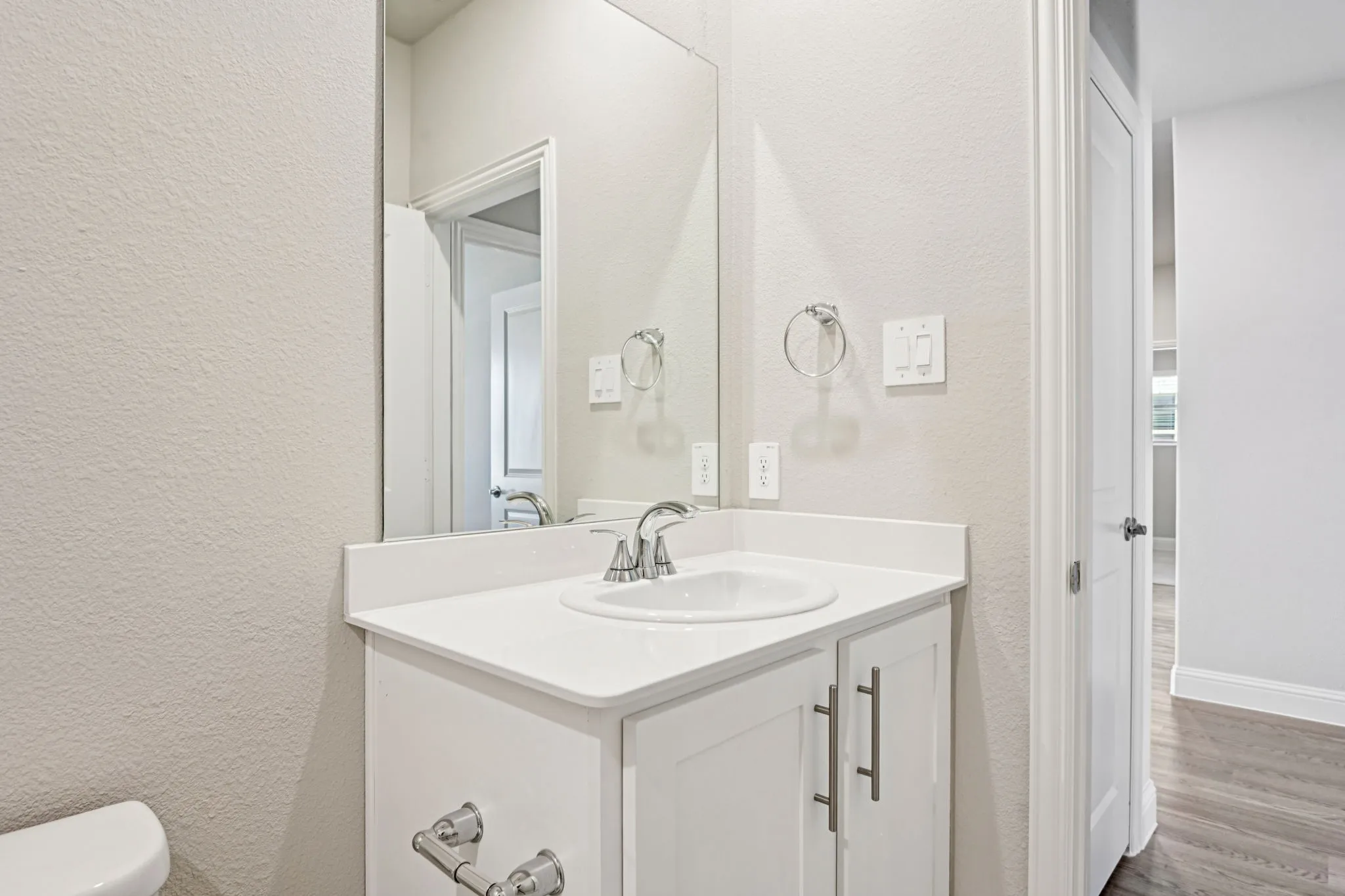 Photo is not of the actual home, but is an inspirational photo of builder’s model home and may depict options, furnishings, and/or decorator features that are not included.