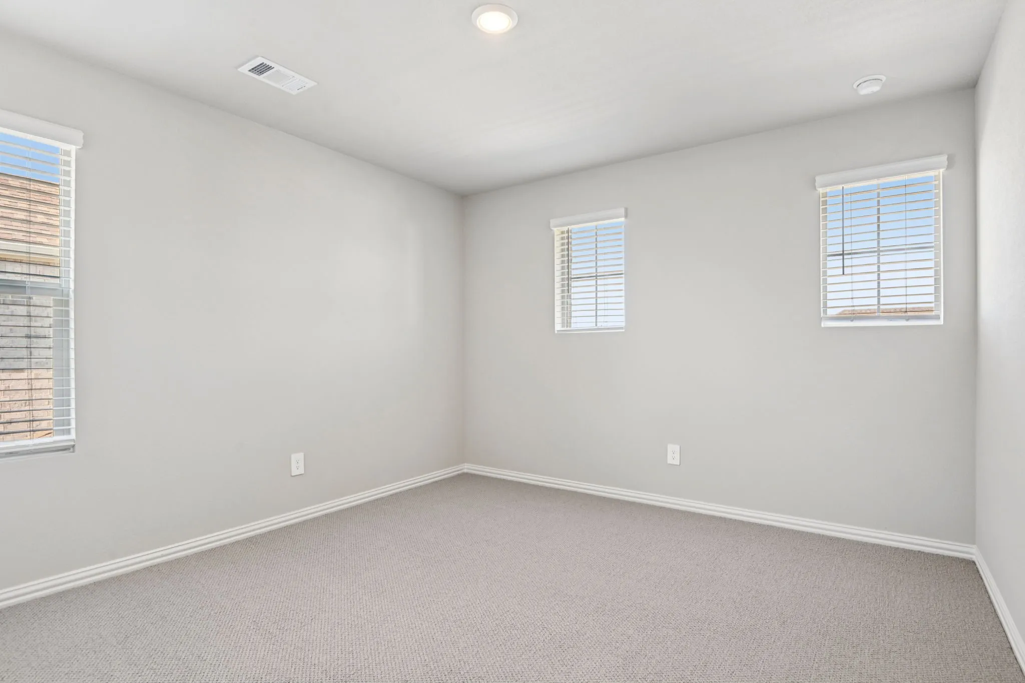 Photo is not of the actual home, but is an inspirational photo of builder’s model home and may depict options, furnishings, and/or decorator features that are not included.