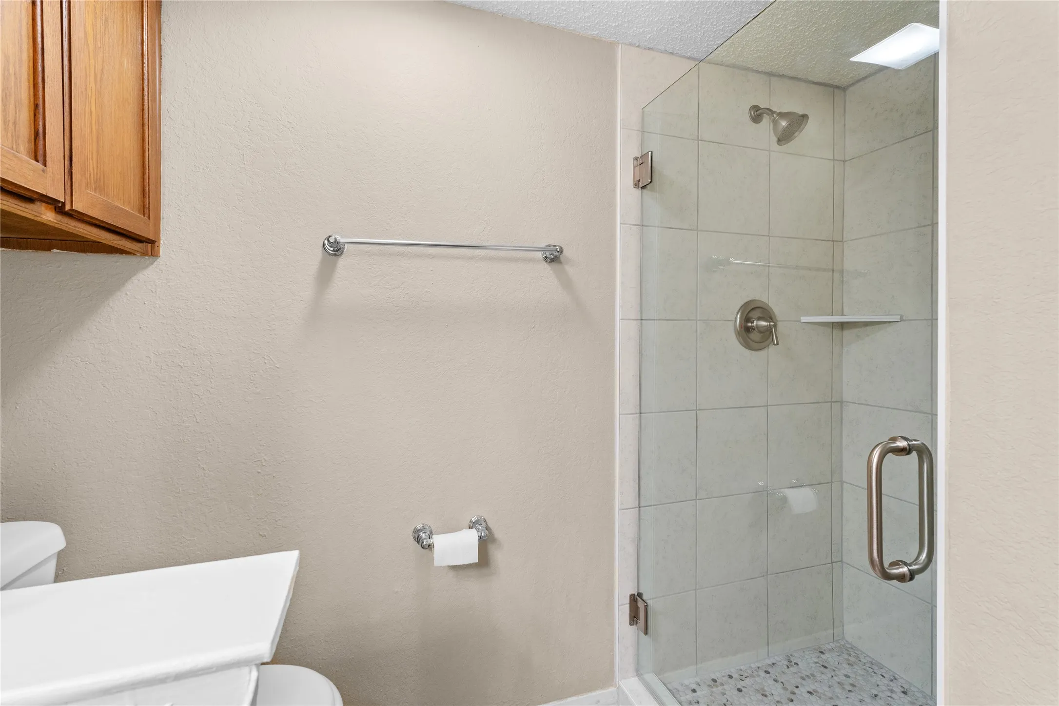 Condominium For Rent in Dallas County , 9623 Walnut Street 8102, Dallas, Texas 75243, 2 Bedroom, 3 Bathroom, Garage spaces, 1,229 Sqft, built in 1983, mls#21389659, Real Estate Agent in Dallas, Homes For Rent in Dallas county, Homes For Rent in Dallas, Realtor in Dallas Texas, Real Estate Brokerage Independent Realty Texas, Luminita Cordes Realtor