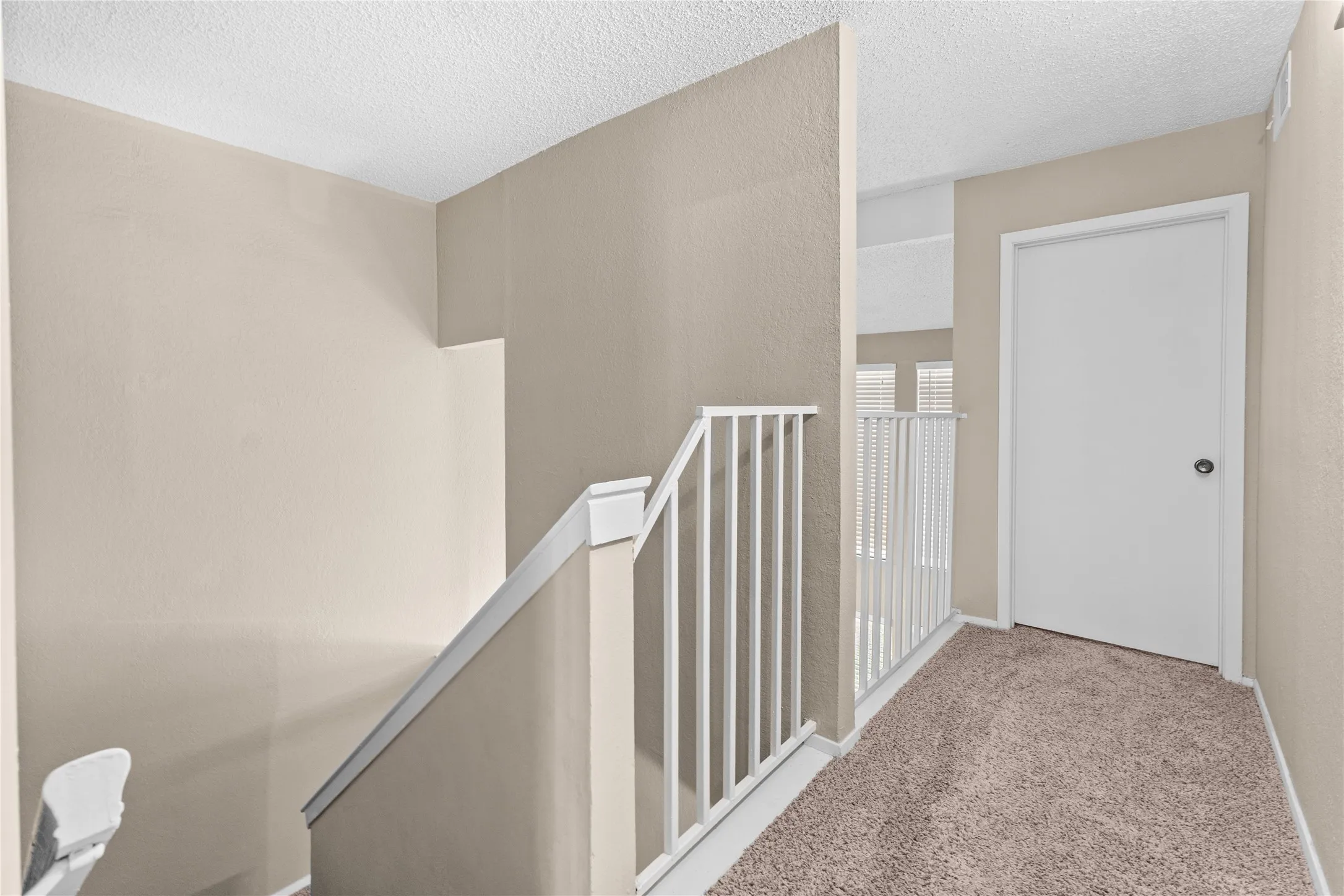 Condominium For Rent in Dallas County , 9623 Walnut Street 8102, Dallas, Texas 75243, 2 Bedroom, 3 Bathroom, Garage spaces, 1,229 Sqft, built in 1983, mls#21389659, Real Estate Agent in Dallas, Homes For Rent in Dallas county, Homes For Rent in Dallas, Realtor in Dallas Texas, Real Estate Brokerage Independent Realty Texas, Luminita Cordes Realtor