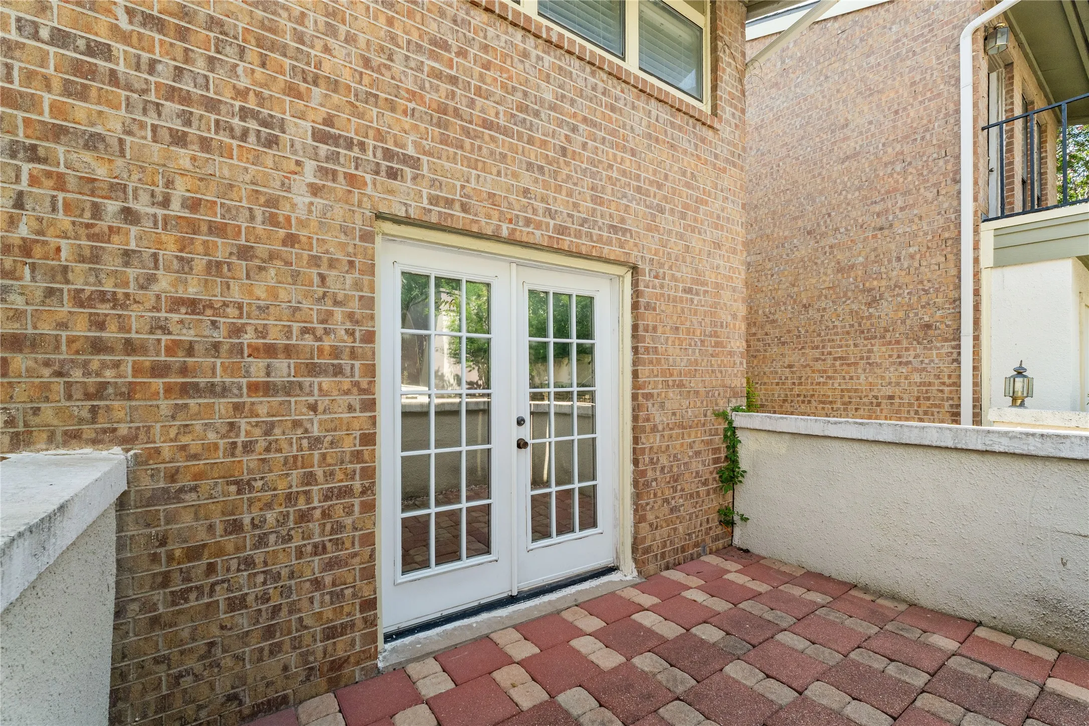Condominium For Rent in Dallas County , 9623 Walnut Street 8102, Dallas, Texas 75243, 2 Bedroom, 3 Bathroom, Garage spaces, 1,229 Sqft, built in 1983, mls#21389659, Real Estate Agent in Dallas, Homes For Rent in Dallas county, Homes For Rent in Dallas, Realtor in Dallas Texas, Real Estate Brokerage Independent Realty Texas, Luminita Cordes Realtor