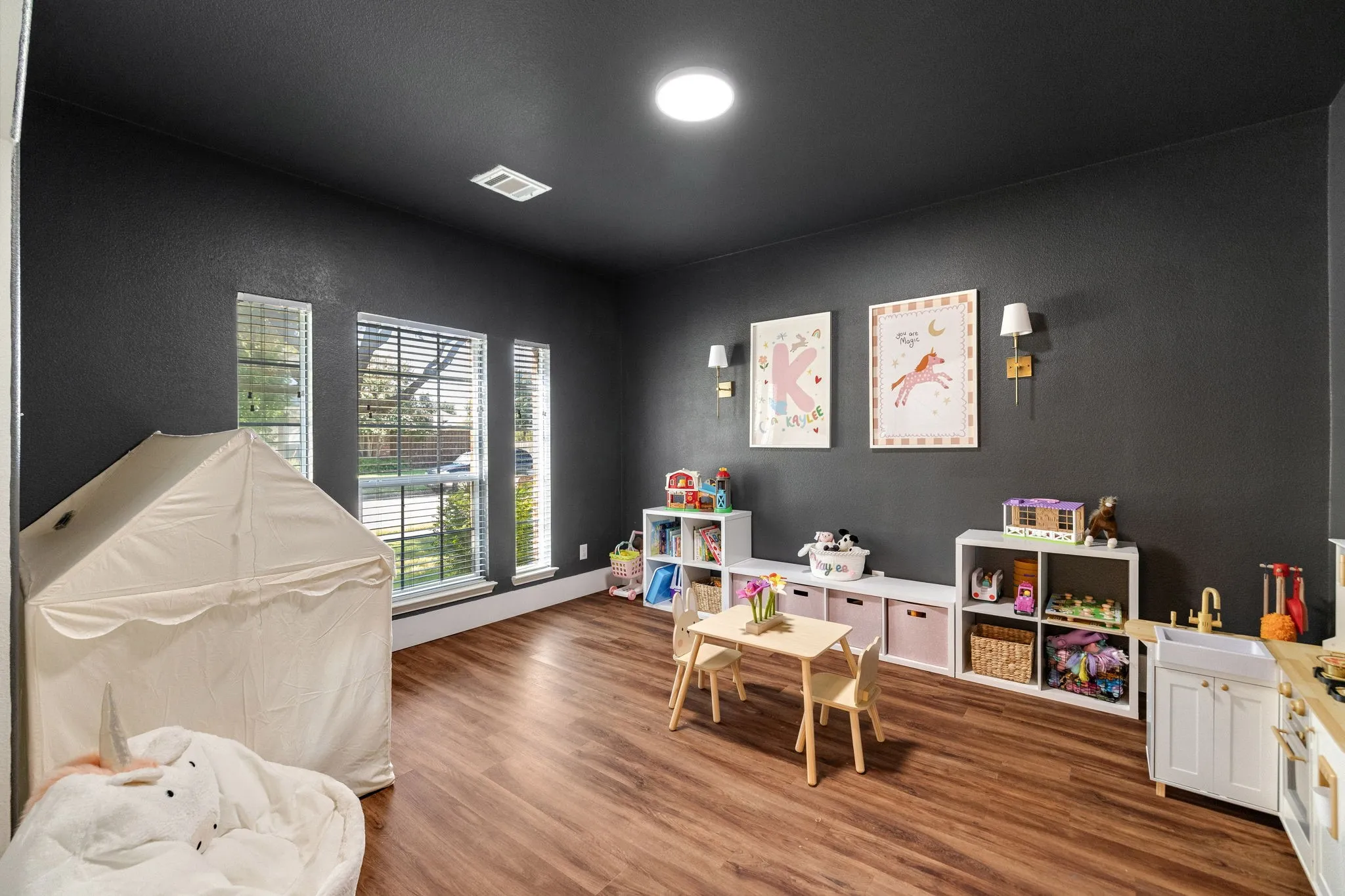 Single Family Residence For Sale in Collin County , 1625 Warm Springs Drive, Allen, Texas 75002, 4 Bedroom, 3 Bathroom, 2 Garage spaces, 2,660 Sqft, built in 2004, mls#21390011, Real Estate Agent in Allen, Homes For Sale in Collin county, Homes For Sale in Allen, Realtor in Allen Texas, Real Estate Brokerage Independent Realty Texas, Luminita Cordes Realtor