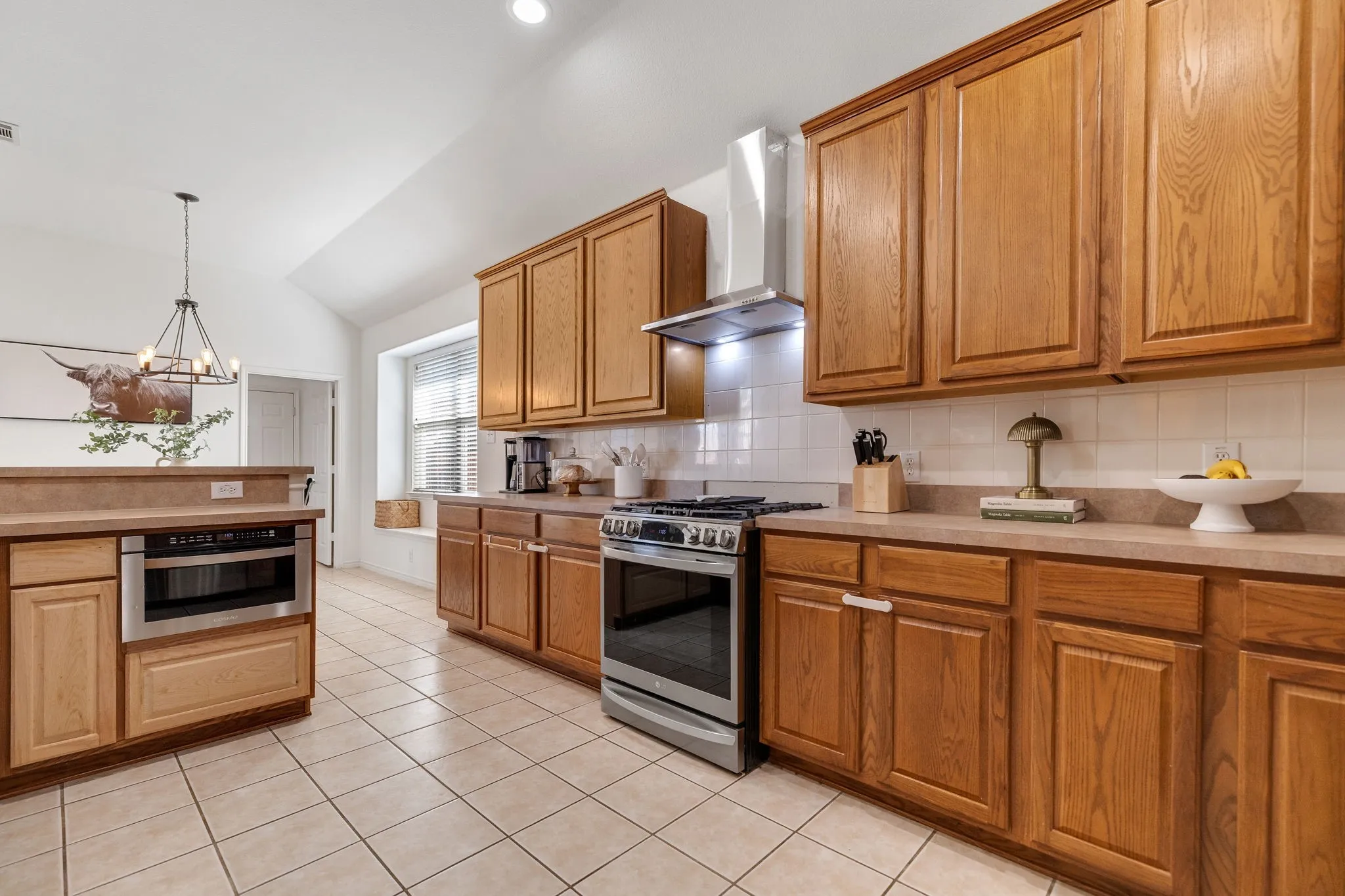 Single Family Residence For Sale in Collin County , 1625 Warm Springs Drive, Allen, Texas 75002, 4 Bedroom, 3 Bathroom, 2 Garage spaces, 2,660 Sqft, built in 2004, mls#21390011, Real Estate Agent in Allen, Homes For Sale in Collin county, Homes For Sale in Allen, Realtor in Allen Texas, Real Estate Brokerage Independent Realty Texas, Luminita Cordes Realtor