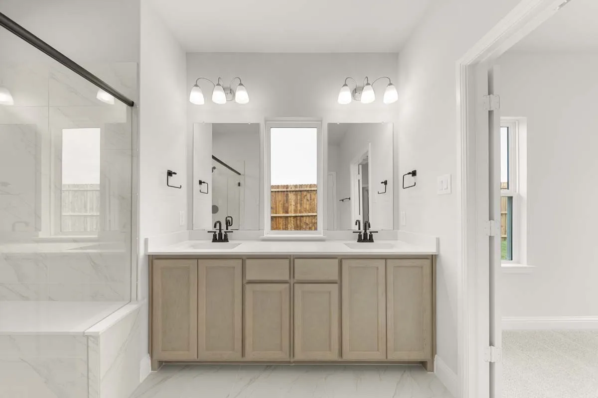 17-1640-edgeway-aubrey-double-vanity-primary-bath