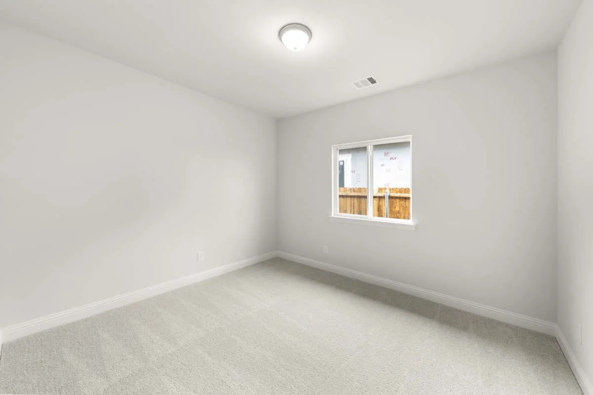 20-1640-edgeway-aubrey-secondary-bedroom