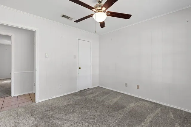 Single Family Residence For Rent in Hopkins County , 221 Azalea Drive, Sulphur Springs, Texas 75482, 3 Bedroom, 2 Bathroom, 2 Garage spaces, 1,731 Sqft, built in 1977, mls#21390647, Real Estate Agent in Sulphur Springs, Homes For Rent in Hopkins county, Homes For Rent in Sulphur Springs, Realtor in Sulphur Springs Texas, Real Estate Brokerage Independent Realty Texas, Luminita Cordes Realtor