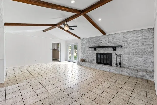 Single Family Residence For Rent in Hopkins County , 221 Azalea Drive, Sulphur Springs, Texas 75482, 3 Bedroom, 2 Bathroom, 2 Garage spaces, 1,731 Sqft, built in 1977, mls#21390647, Real Estate Agent in Sulphur Springs, Homes For Rent in Hopkins county, Homes For Rent in Sulphur Springs, Realtor in Sulphur Springs Texas, Real Estate Brokerage Independent Realty Texas, Luminita Cordes Realtor