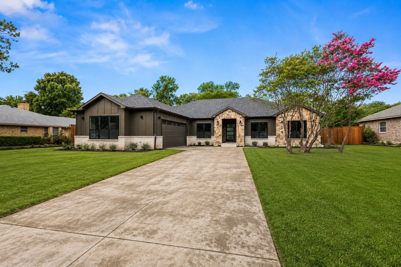 Single Family Residence For Sale