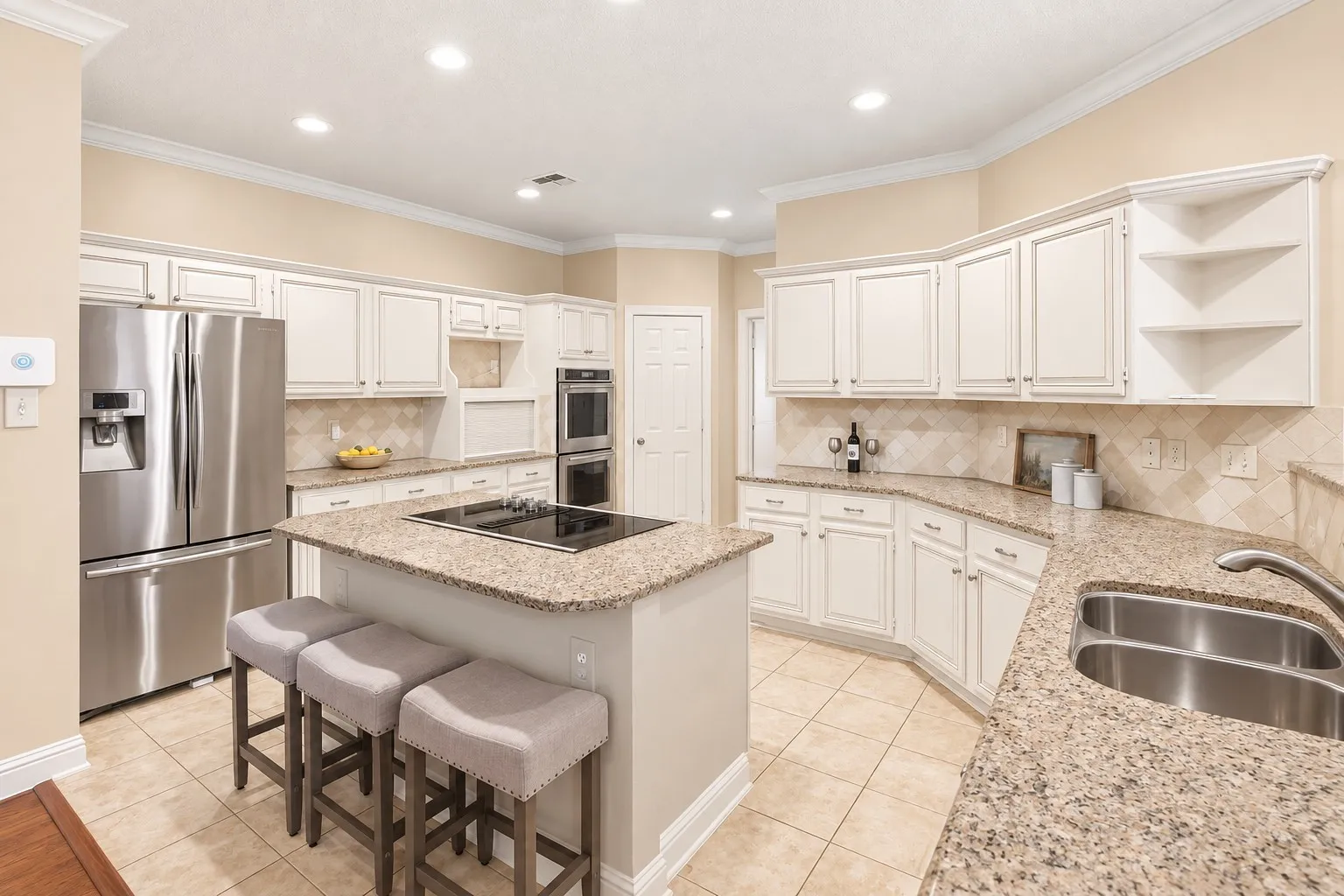 Single Family Residence For Sale in Dallas County , 3720 Camden Lane, Addison, Texas 75001, 3 Bedroom, 4 Bathroom, 2 Garage spaces, 2,510 Sqft, built in 1993, mls#21385807, Real Estate Agent in Addison, Homes For Sale in Dallas county, Homes For Sale in Addison, Realtor in Addison Texas, Real Estate Brokerage Independent Realty Texas, Luminita Cordes Realtor