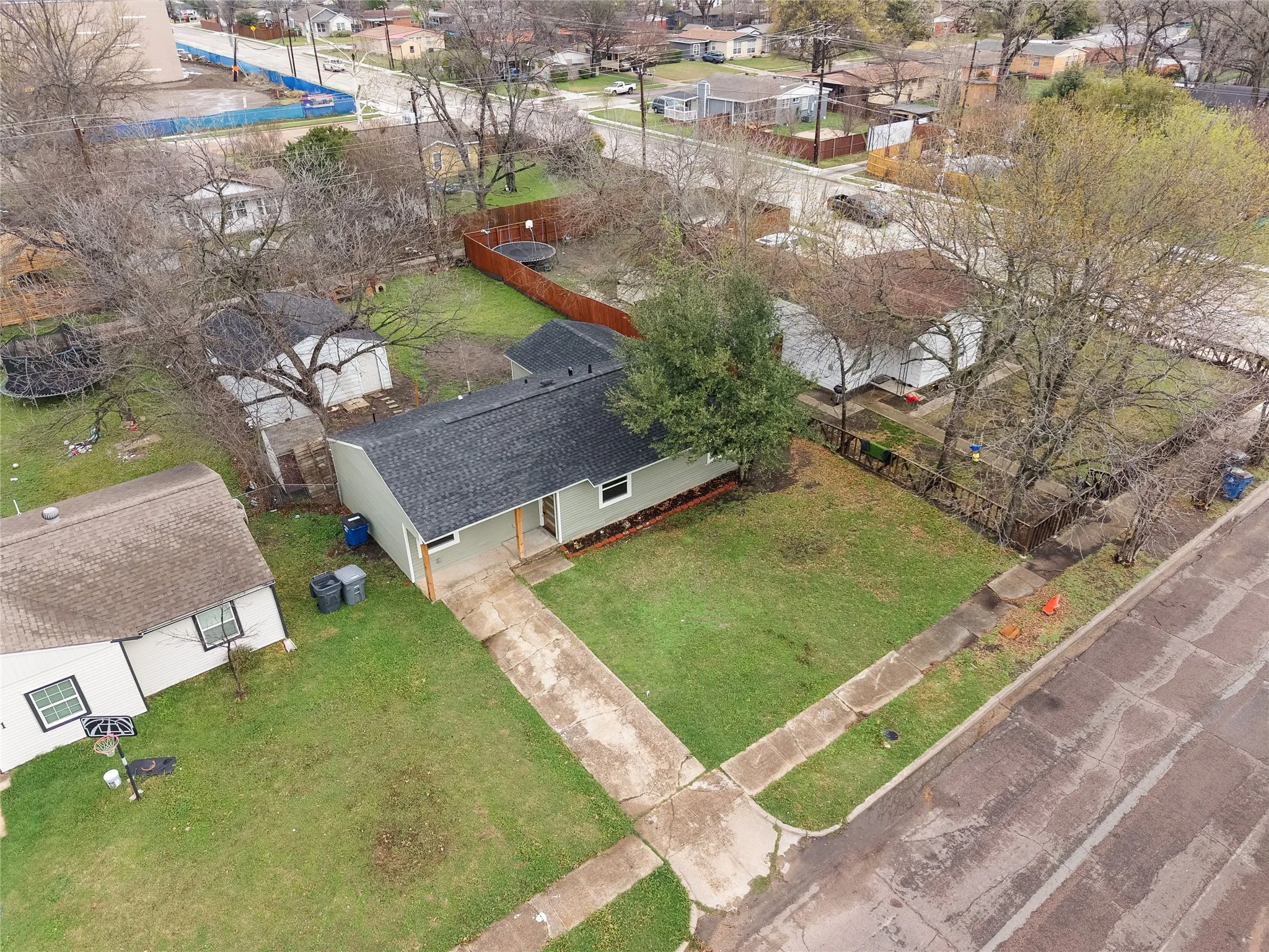 Single Family Residence For Sale in Dallas County , 2655 Larry Drive, Dallas, Texas 75228, 4 Bedroom, 2 Bathroom, 1 Garage spaces, 1,166 Sqft, built in 1954, mls#21390648, Real Estate Agent in Dallas, Homes For Sale in Dallas county, Homes For Sale in Dallas, Realtor in Dallas Texas, Real Estate Brokerage Independent Realty Texas, Luminita Cordes Realtor