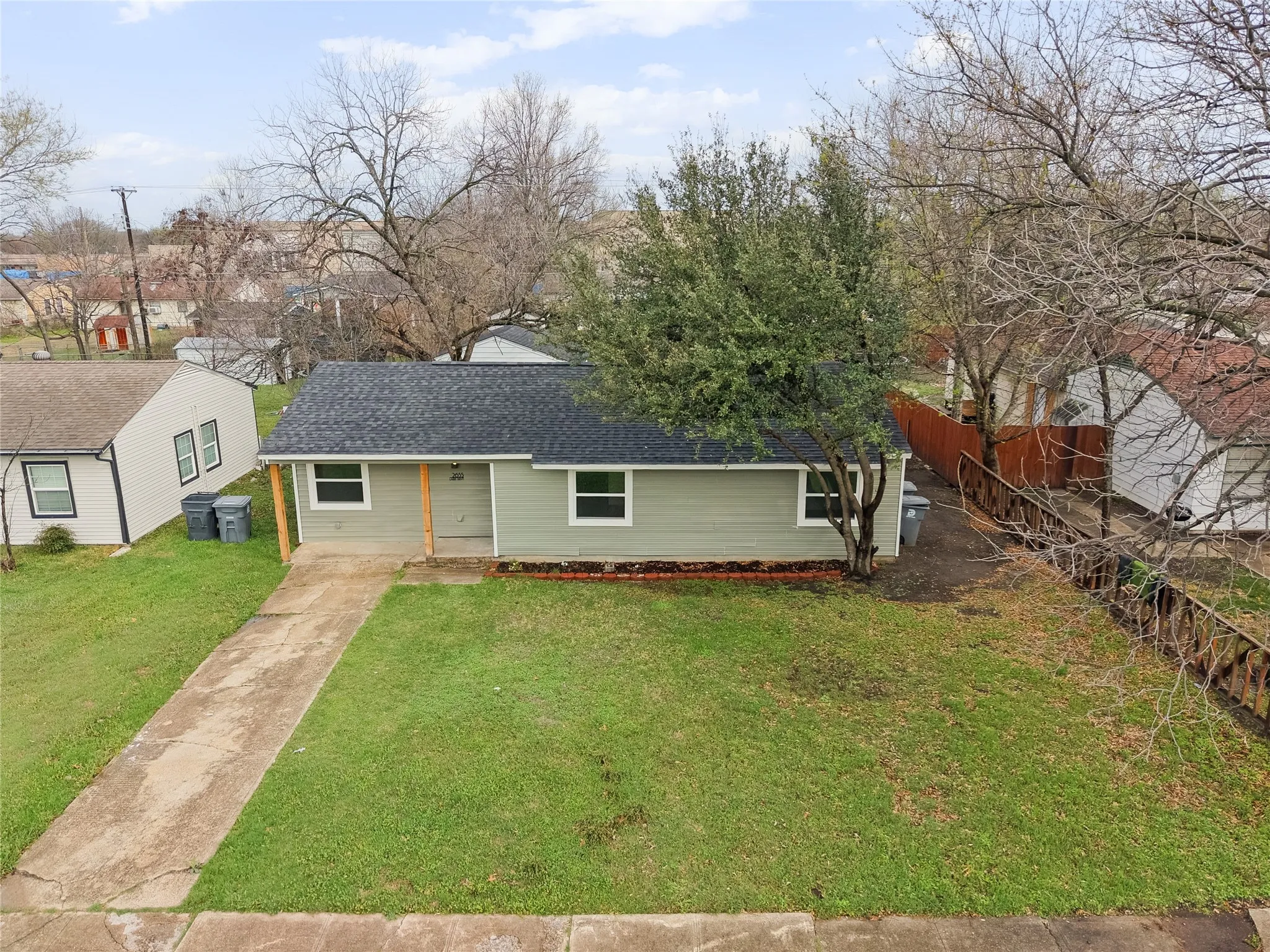 Single Family Residence For Sale in Dallas County , 2655 Larry Drive, Dallas, Texas 75228, 4 Bedroom, 2 Bathroom, 1 Garage spaces, 1,166 Sqft, built in 1954, mls#21390648, Real Estate Agent in Dallas, Homes For Sale in Dallas county, Homes For Sale in Dallas, Realtor in Dallas Texas, Real Estate Brokerage Independent Realty Texas, Luminita Cordes Realtor