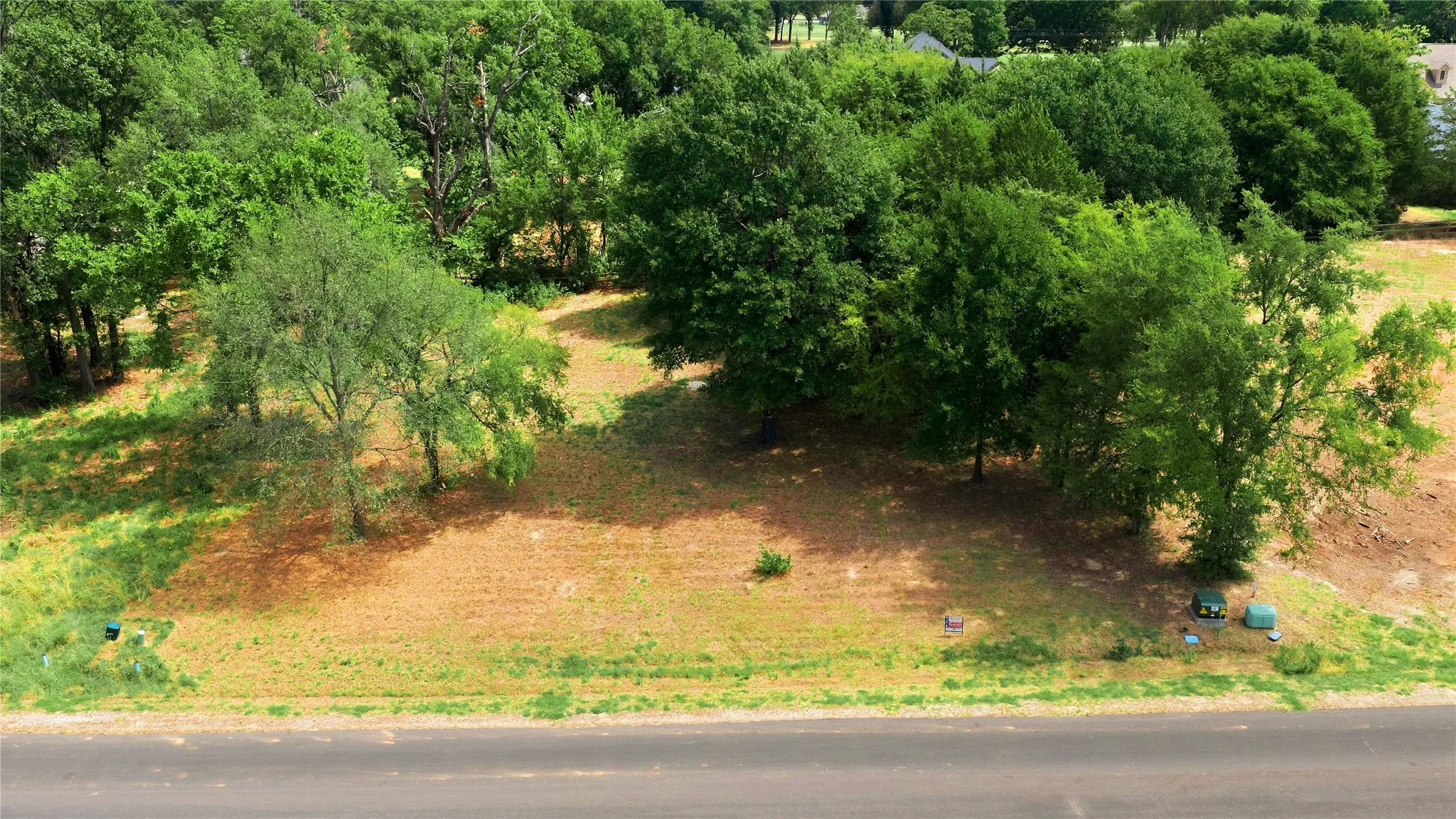 Unimproved Land For Sale in Kaufman County , 703 Clubview Drive, Mabank, Texas 75143, 0, 0, Garage spaces, 0 Sqft, built in 0, mls#21388260, Real Estate Agent in Mabank, Homes For Sale in Kaufman county, Homes For Sale in Mabank, Realtor in Mabank Texas, Real Estate Brokerage Independent Realty Texas, Luminita Cordes Realtor