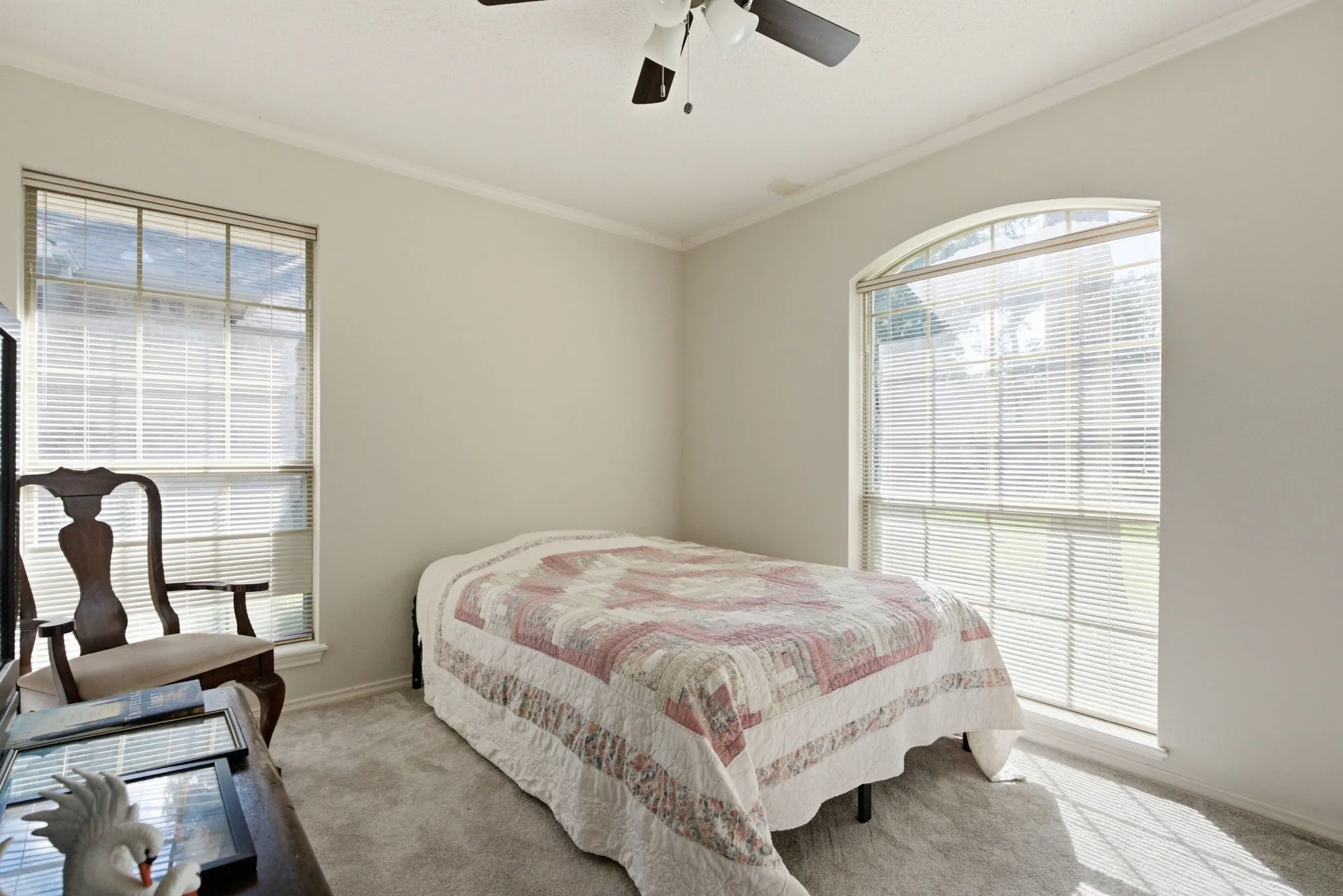 Single Family Residence For Sale in Smith County , 3309 Storey Lake Drive, Tyler, Texas 75707, 3 Bedroom, 2 Bathroom, 2 Garage spaces, 1,995 Sqft, built in 1993, mls#21390391, Real Estate Agent in Tyler, Homes For Sale in Smith county, Homes For Sale in Tyler, Realtor in Tyler Texas, Real Estate Brokerage Independent Realty Texas, Luminita Cordes Realtor