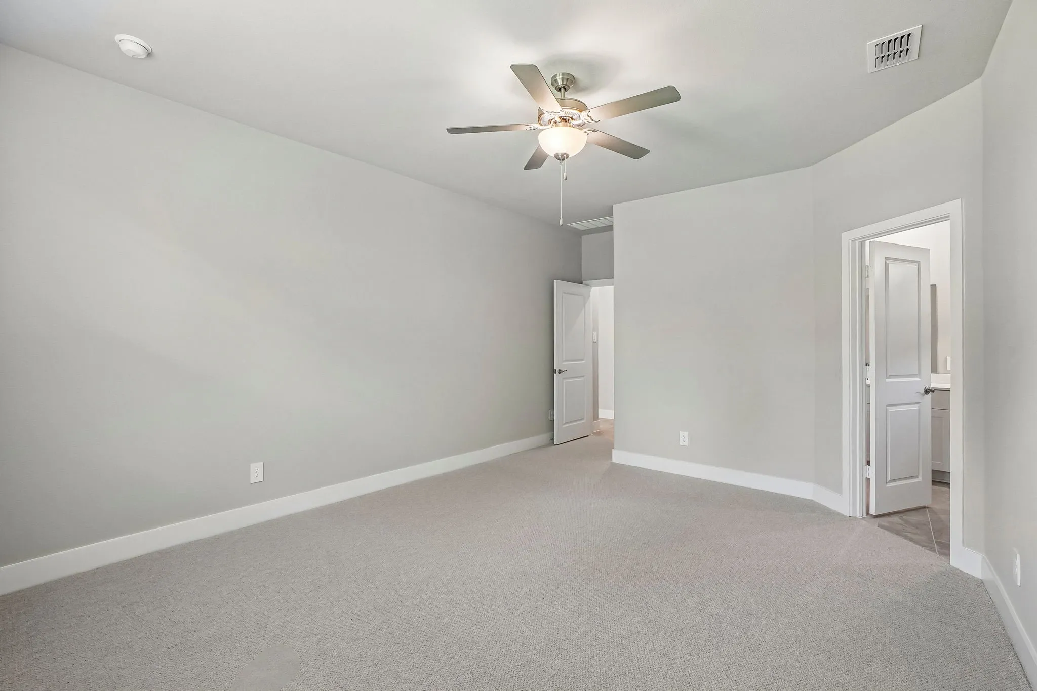 Photo is not of the actual home, but is an inspirational photo of builder’s model home and may depict options, furnishings, and/or decorator features that are not included.