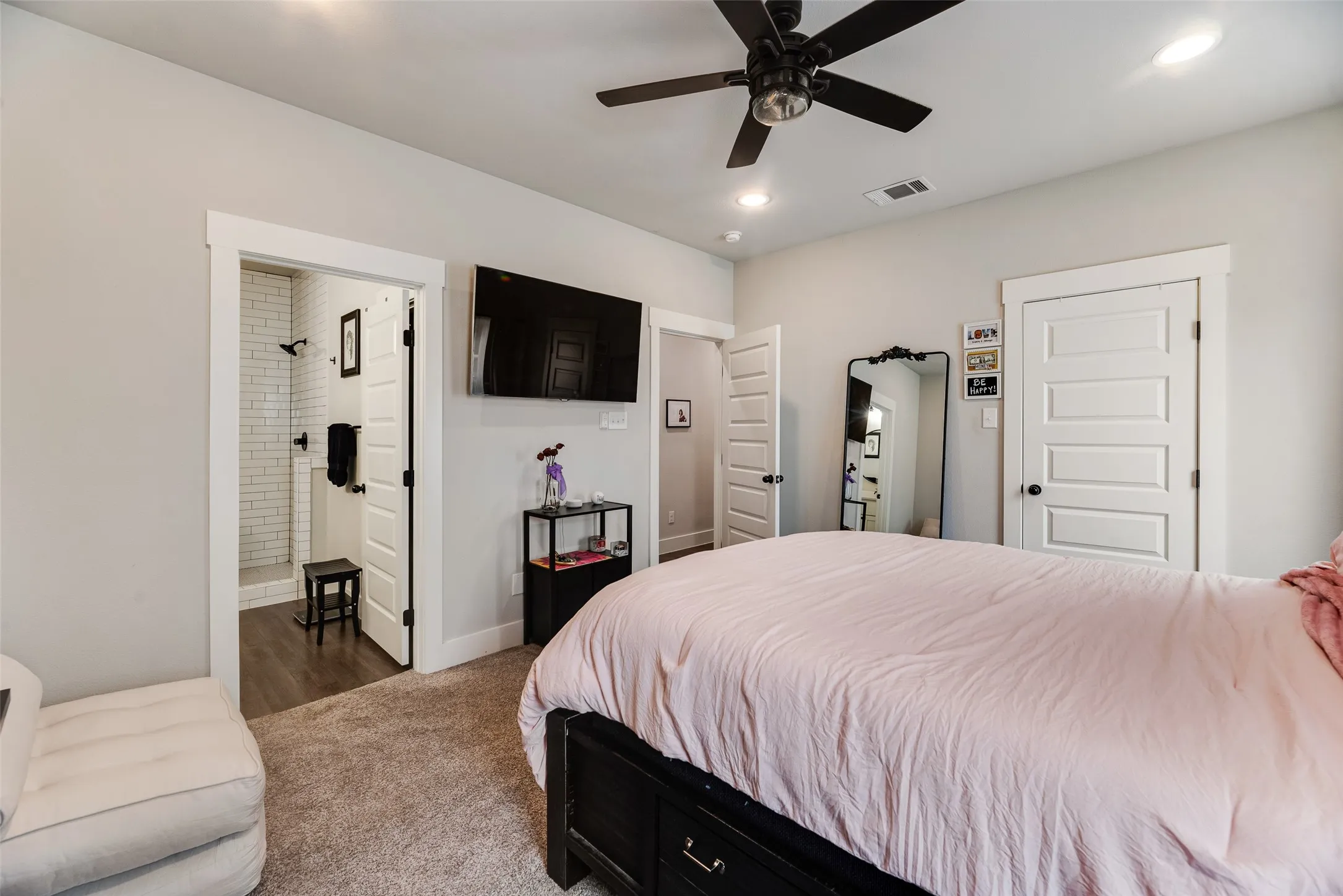 Single Family Residence For Rent in Hunt County , 3840 Mcdougal Street, Greenville, Texas 75401, 3 Bedroom, 2 Bathroom, 2 Garage spaces, 1,458 Sqft, built in 2021, mls#21390638, Real Estate Agent in Greenville, Homes For Rent in Hunt county, Homes For Rent in Greenville, Realtor in Greenville Texas, Real Estate Brokerage Independent Realty Texas, Luminita Cordes Realtor