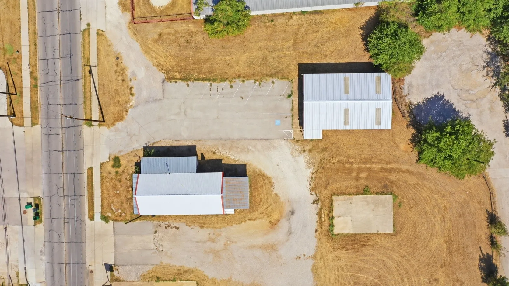 Retail For Sale in Erath County , 658 E Washington Street, Stephenville, Texas 76401, 0, 0, Garage spaces, 0 Sqft, built in 1970, mls#21388348, Real Estate Agent in Stephenville, Homes For Sale in Erath county, Homes For Sale in Stephenville, Realtor in Stephenville Texas, Real Estate Brokerage Independent Realty Texas, Luminita Cordes Realtor