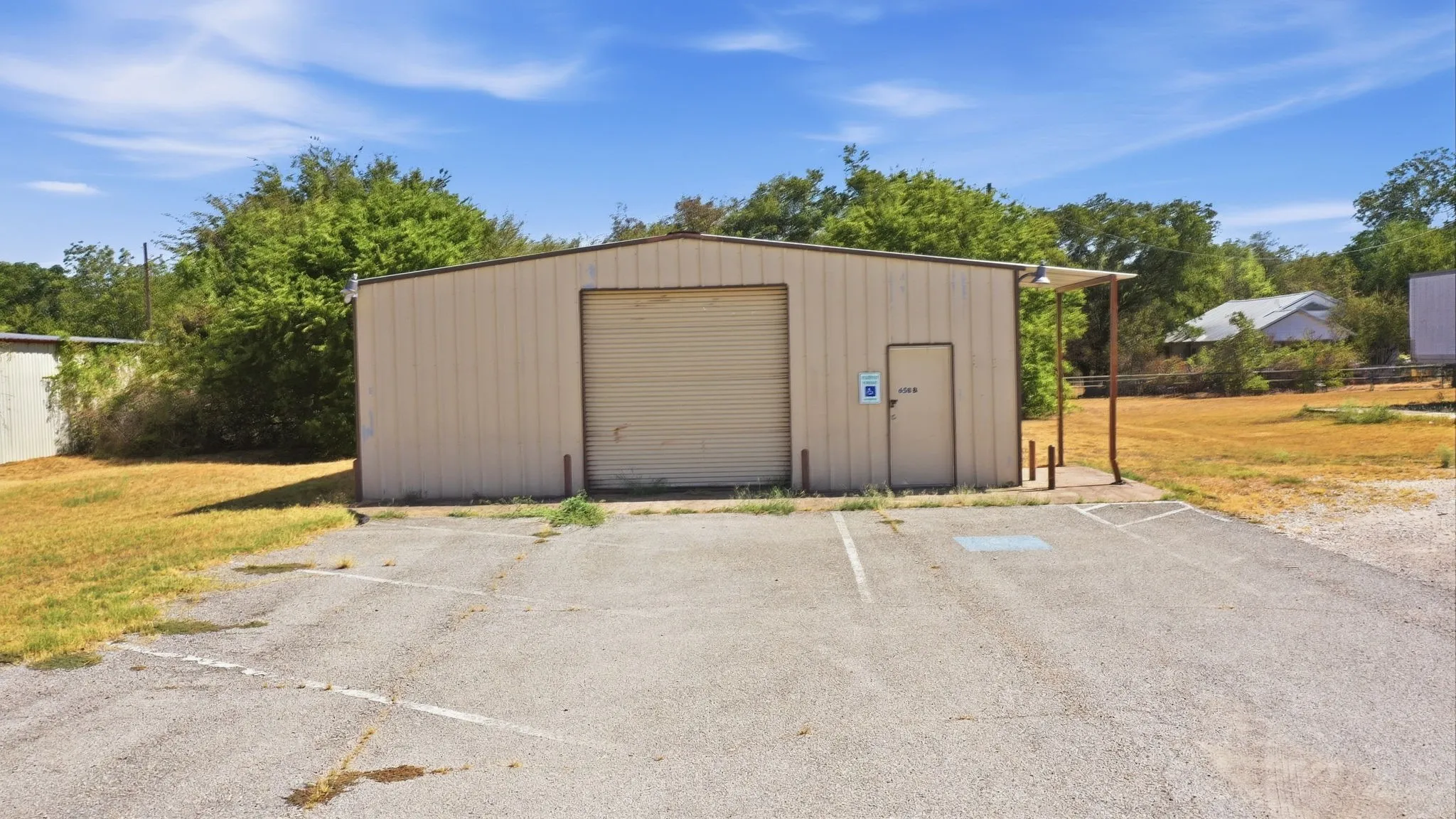 Retail For Sale in Erath County , 658 E Washington Street, Stephenville, Texas 76401, 0, 0, Garage spaces, 0 Sqft, built in 1970, mls#21388348, Real Estate Agent in Stephenville, Homes For Sale in Erath county, Homes For Sale in Stephenville, Realtor in Stephenville Texas, Real Estate Brokerage Independent Realty Texas, Luminita Cordes Realtor