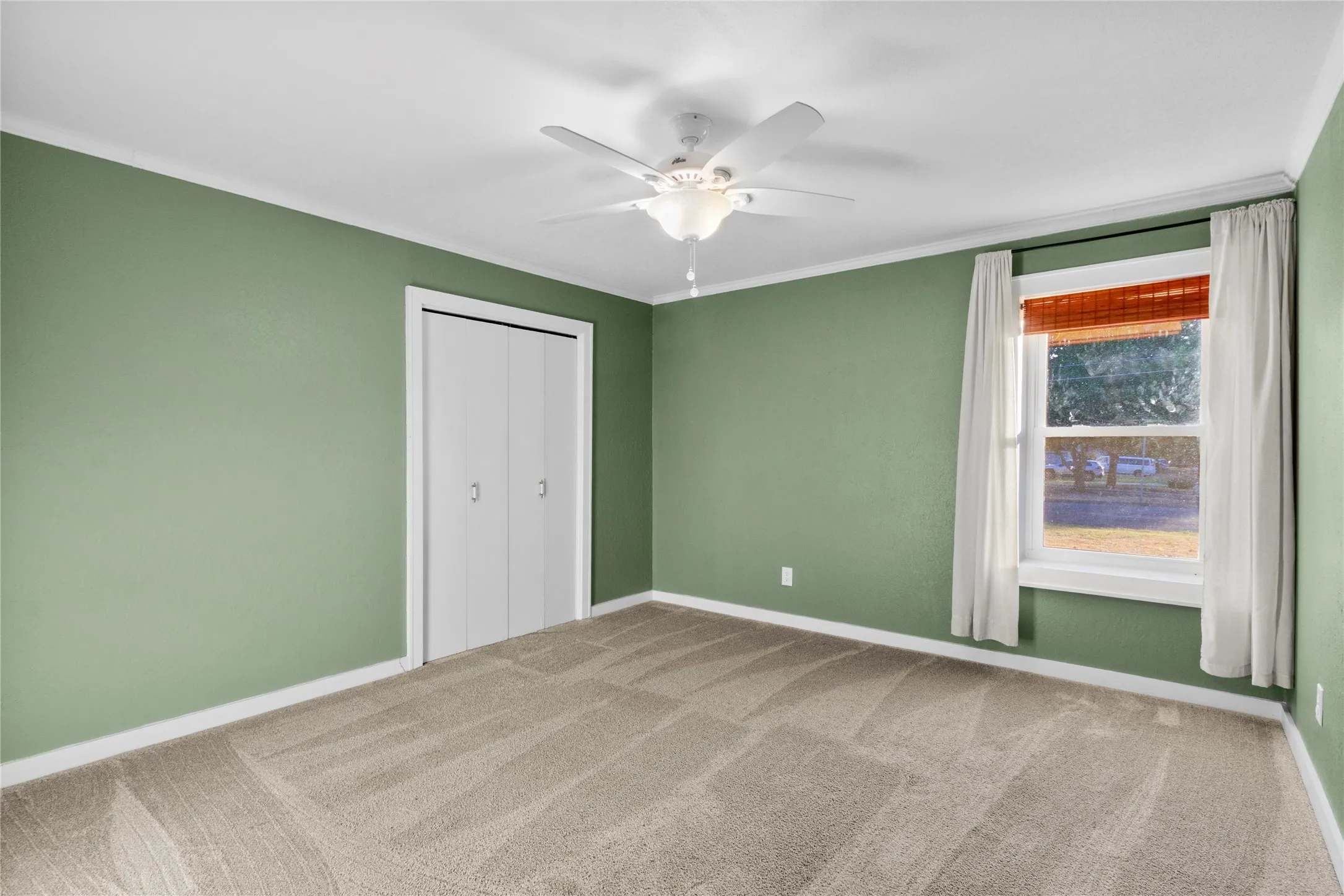 Neutral carpet flooring