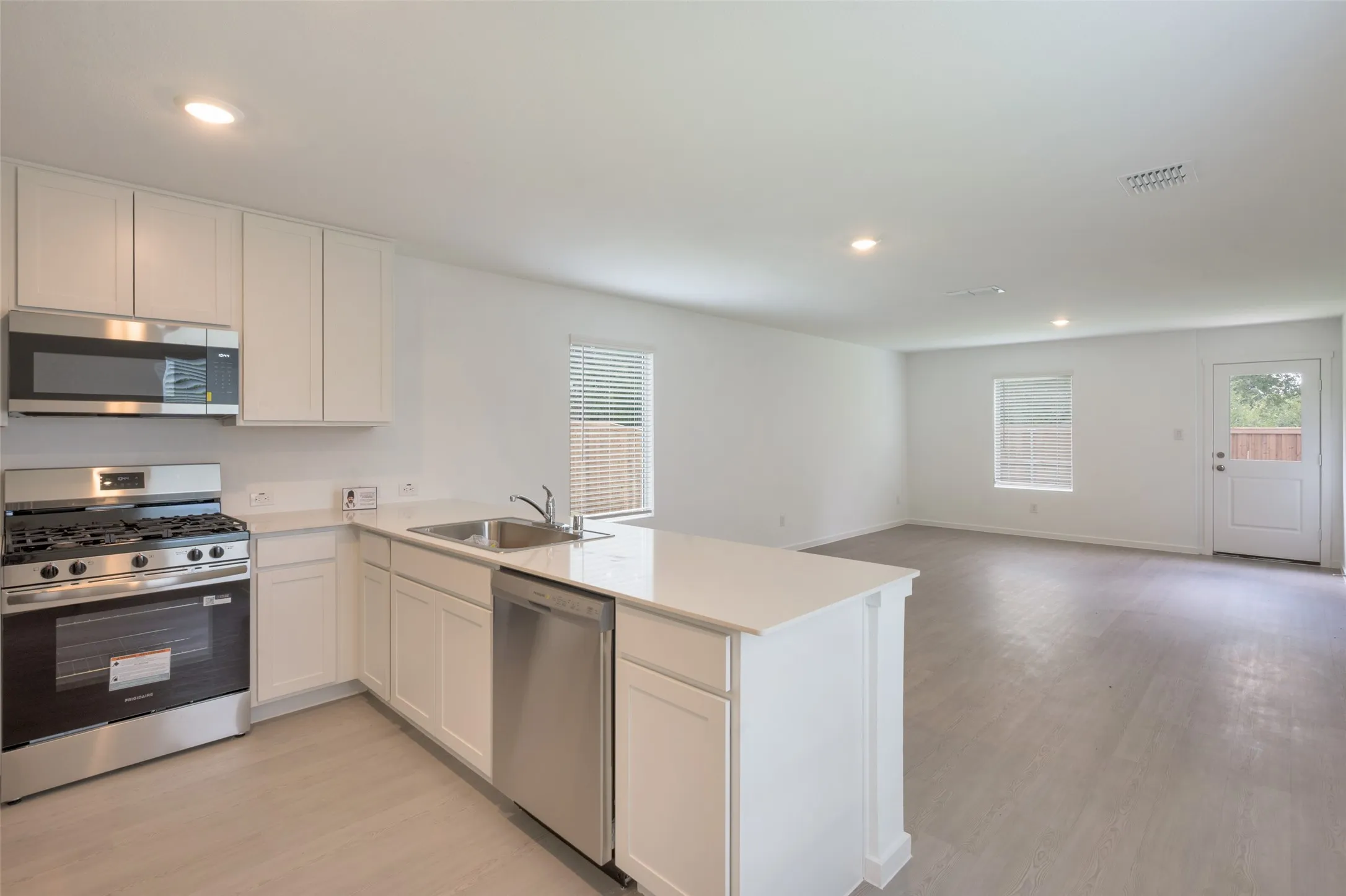 Single Family Residence For Rent in Denton County , 12104 Steeplechase Drive, Providence Village, Texas 76227, 4 Bedroom, 3 Bathroom, 1 Garage spaces, 1,535 Sqft, built in 2026, mls#21388836, Real Estate Agent in Providence Village, Homes For Rent in Denton county, Homes For Rent in Providence Village, Realtor in Providence Village Texas, Real Estate Brokerage Independent Realty Texas, Luminita Cordes Realtor