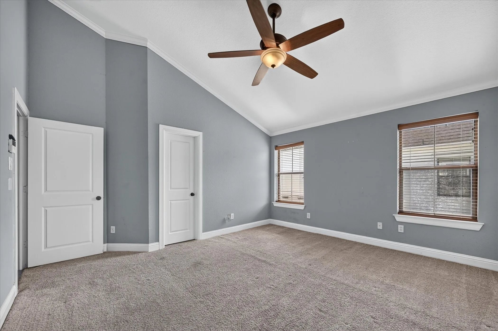 Townhouse For Sale in Dallas County , 3036 Carmel Street, Dallas, Texas 75204, 3 Bedroom, 4 Bathroom, 2 Garage spaces, 1,947 Sqft, built in 2005, mls#21388254, Real Estate Agent in Dallas, Homes For Sale in Dallas county, Homes For Sale in Dallas, Realtor in Dallas Texas, Real Estate Brokerage Independent Realty Texas, Luminita Cordes Realtor