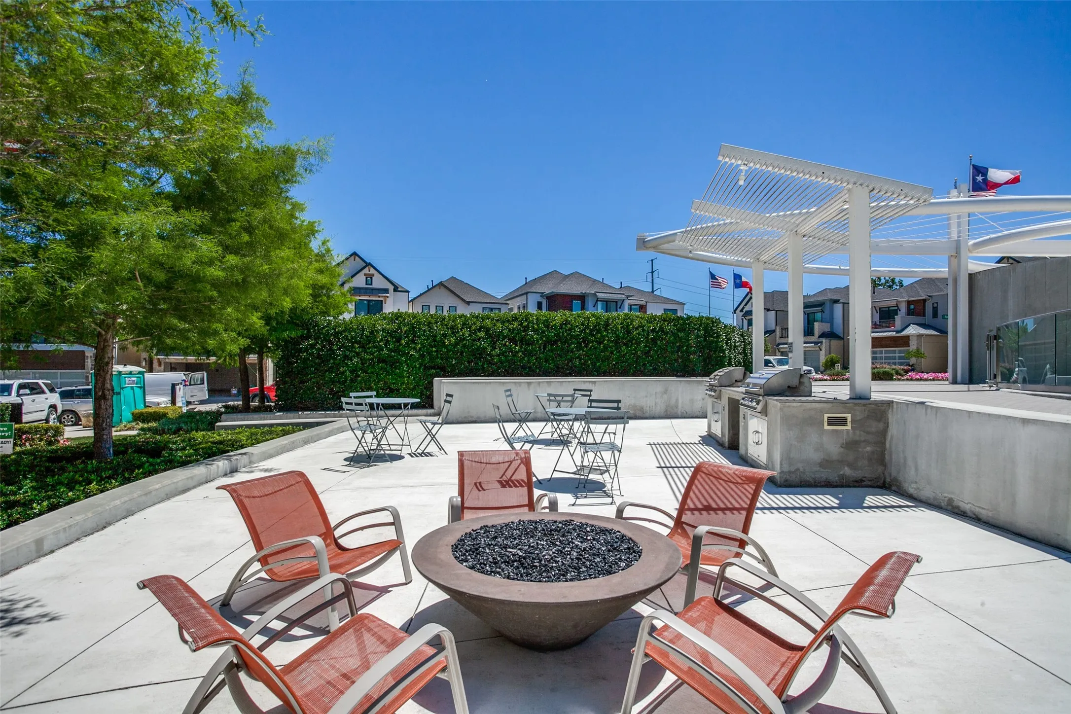 Single Family Residence For Rent in Dallas County , 8114 Fallston Court, Dallas, Texas 75231, 3 Bedroom, 3 Bathroom, 2 Garage spaces, 1,645 Sqft, built in 2022, mls#21390655, Real Estate Agent in Dallas, Homes For Rent in Dallas county, Homes For Rent in Dallas, Realtor in Dallas Texas, Real Estate Brokerage Independent Realty Texas, Luminita Cordes Realtor
