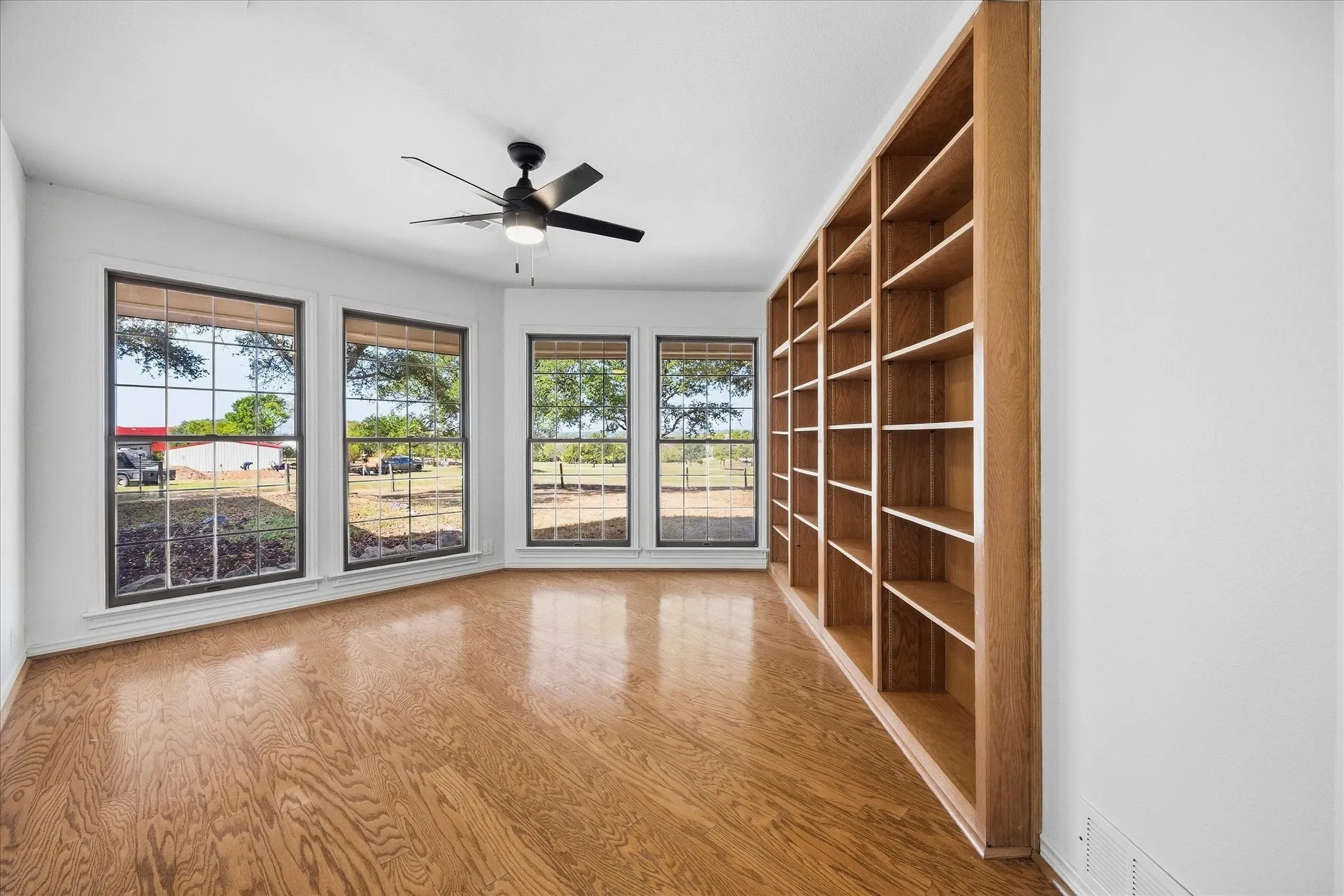 Improved Land For Sale in Rockwall County , 278 Cornstalk Road, Rockwall, Texas 75032, 0, 0, Garage spaces, 0 Sqft, built in 1987, mls#21389828, Real Estate Agent in Rockwall, Homes For Sale in Rockwall county, Homes For Sale in Rockwall, Realtor in Rockwall Texas, Real Estate Brokerage Independent Realty Texas, Luminita Cordes Realtor