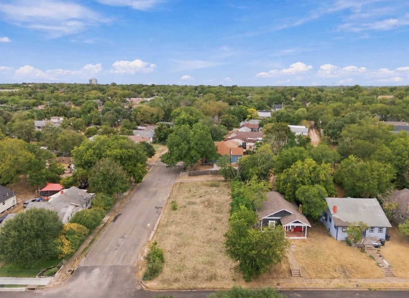 Unimproved Land For Sale in Mc Lennan County , 2025 Gorman Avenue, Waco, Texas 76707, 0, 0, Garage spaces, 0 Sqft, built in 0, mls#21390624, Real Estate Agent in Waco, Homes For Sale in Mc Lennan county, Homes For Sale in Waco, Realtor in Waco Texas, Real Estate Brokerage Independent Realty Texas, Luminita Cordes Realtor