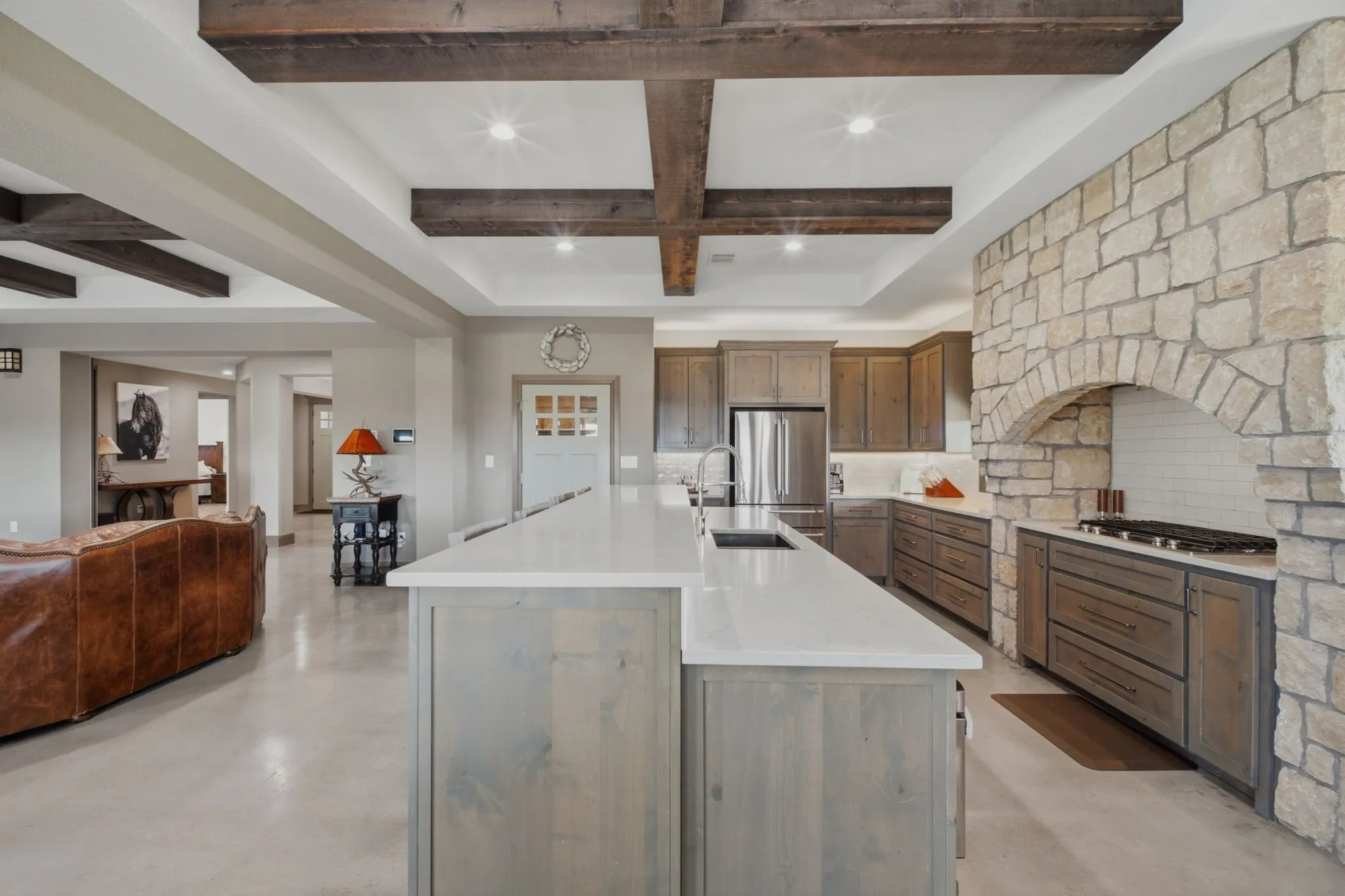 Single Family Residence For Sale in Grayson County , 568 Crow Road, Whitesboro, Texas 76273, 4 Bedroom, 4 Bathroom, 4 Garage spaces, 3,410 Sqft, built in 2018, mls#21387478, Real Estate Agent in Whitesboro, Homes For Sale in Grayson county, Homes For Sale in Whitesboro, Realtor in Whitesboro Texas, Real Estate Brokerage Independent Realty Texas, Luminita Cordes Realtor